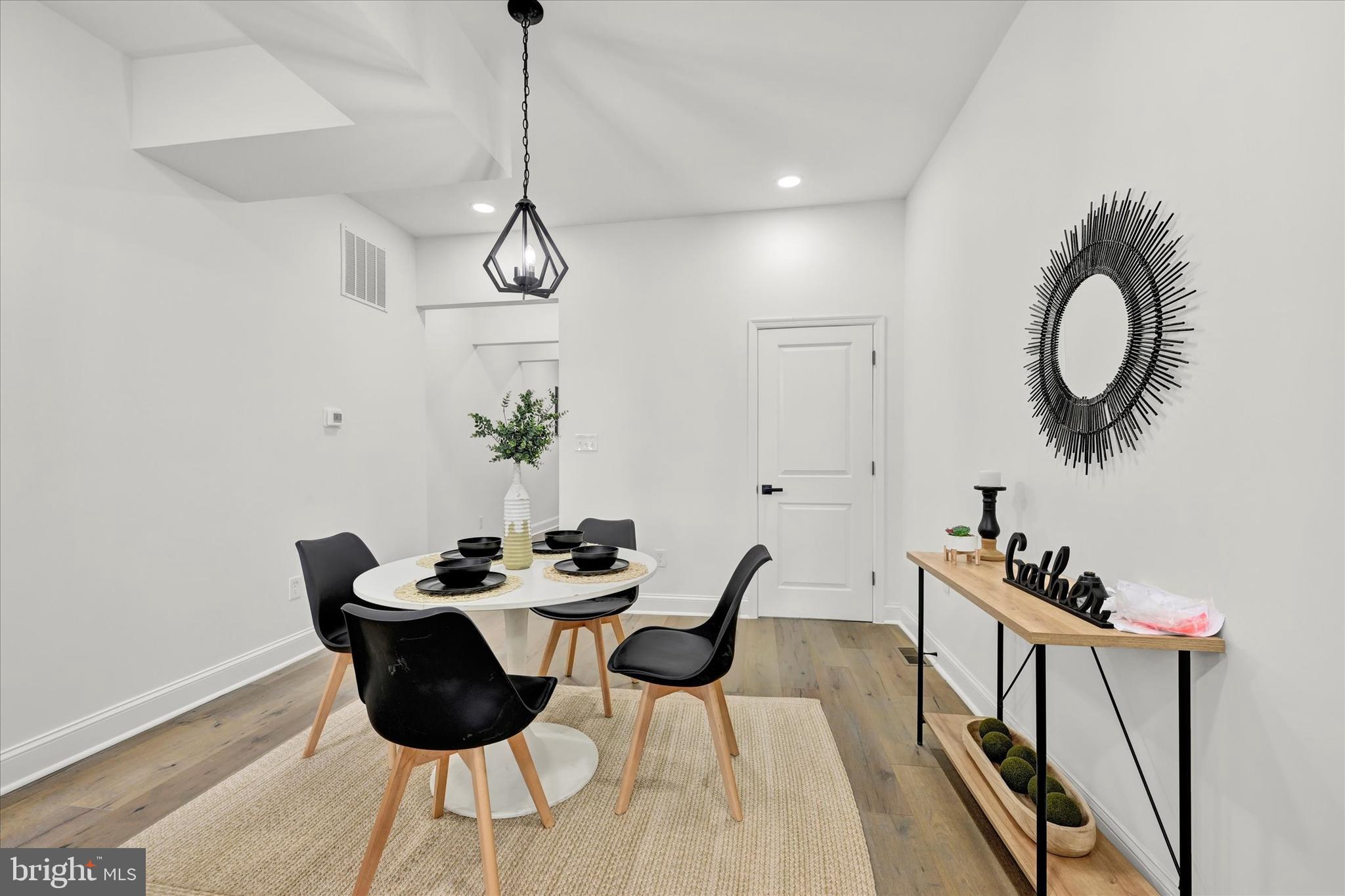 RESERVOIR HILL - Residential