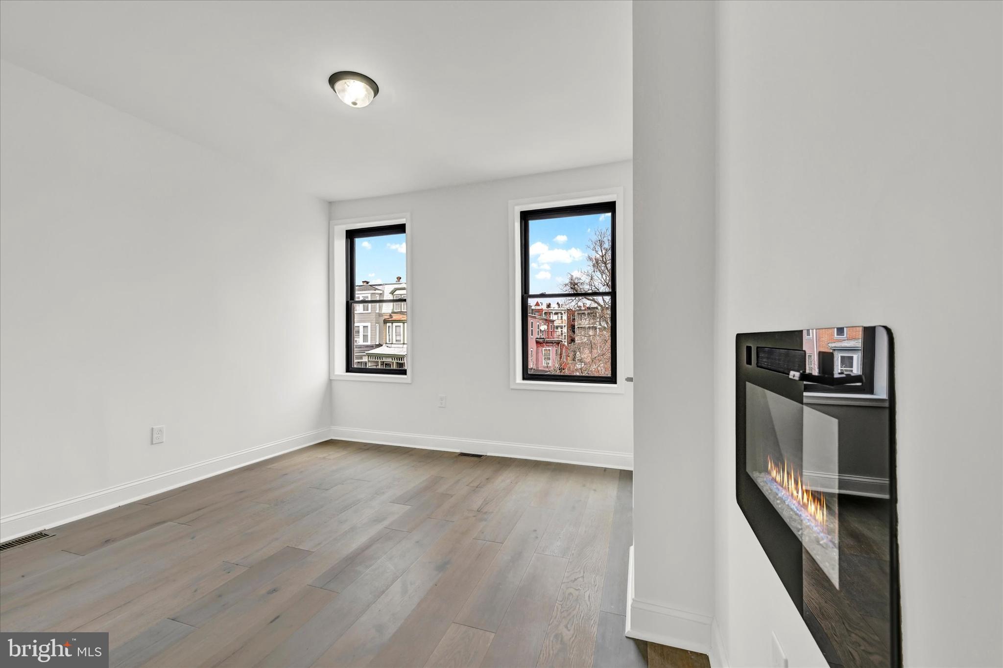 RESERVOIR HILL - Residential