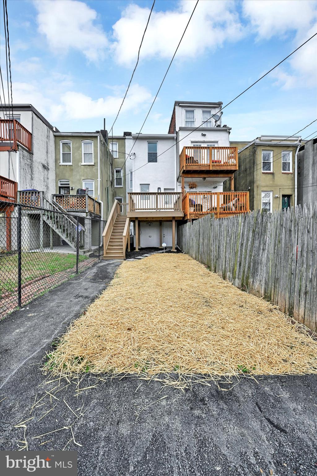 RESERVOIR HILL - Residential