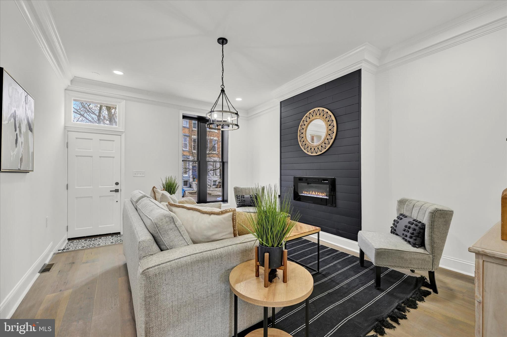 RESERVOIR HILL - Residential