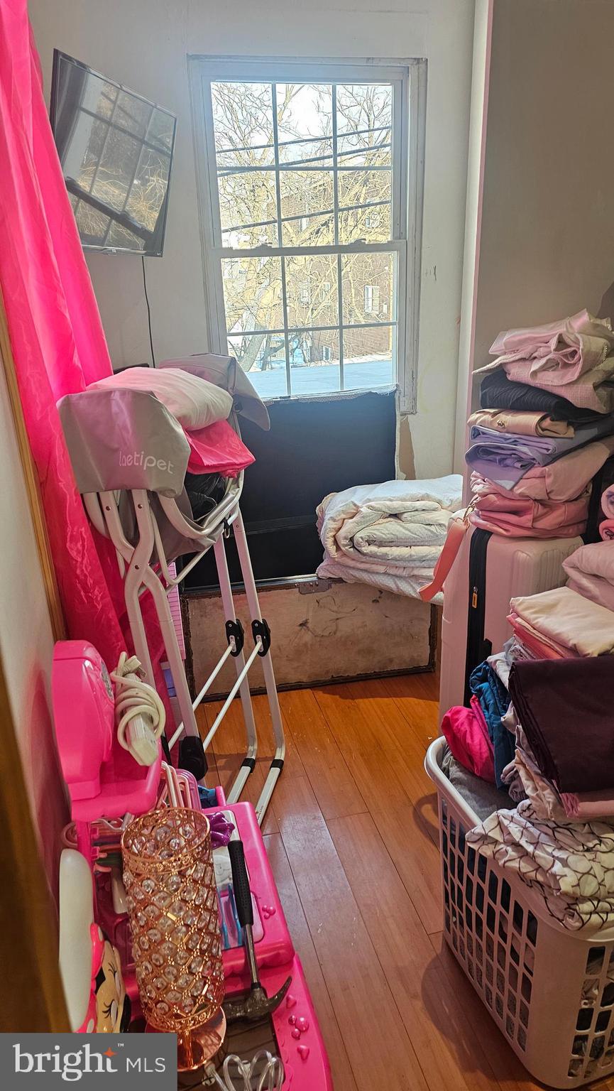 TACONY - Residential