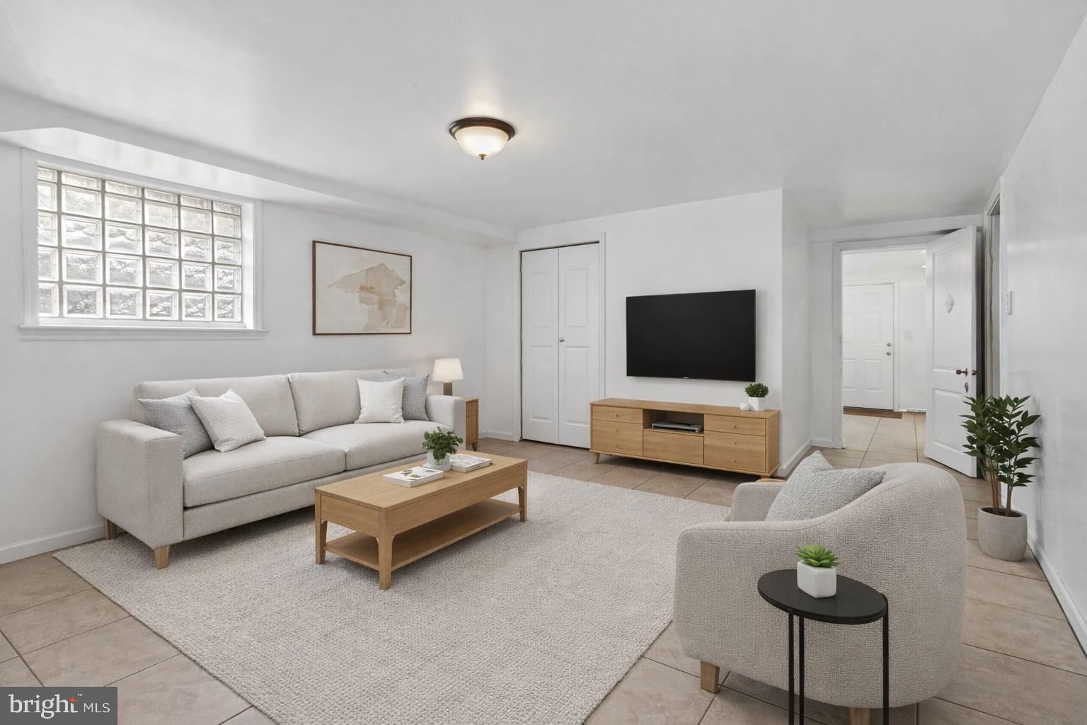 4834-4836 SHERIFF ROAD NE