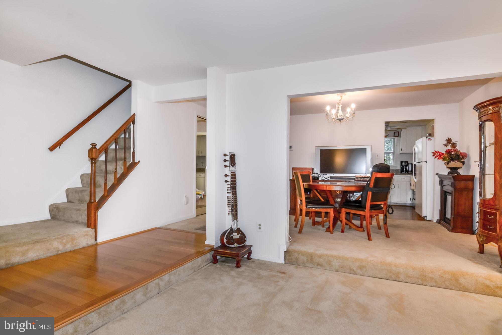 BURKE CENTRE - Residential