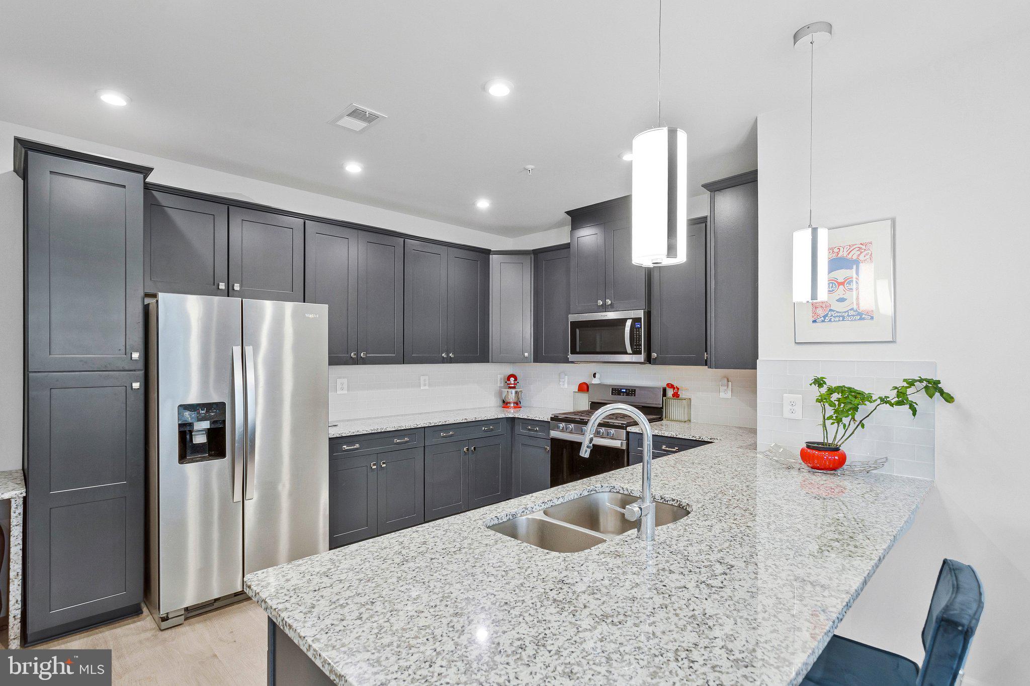 PARKSIDE - Residential