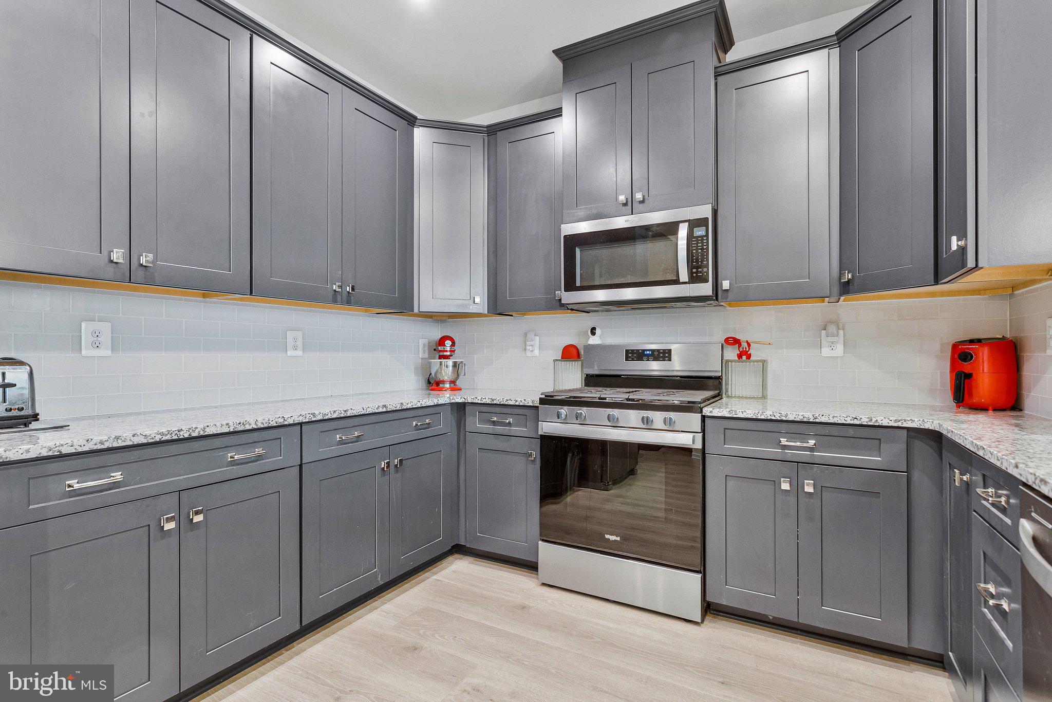 PARKSIDE - Residential
