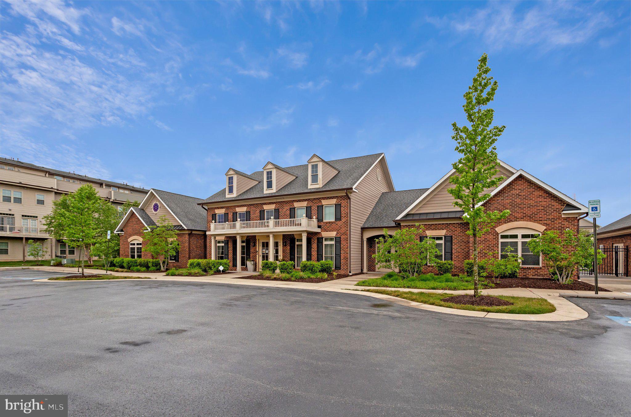 PARKSIDE - Residential
