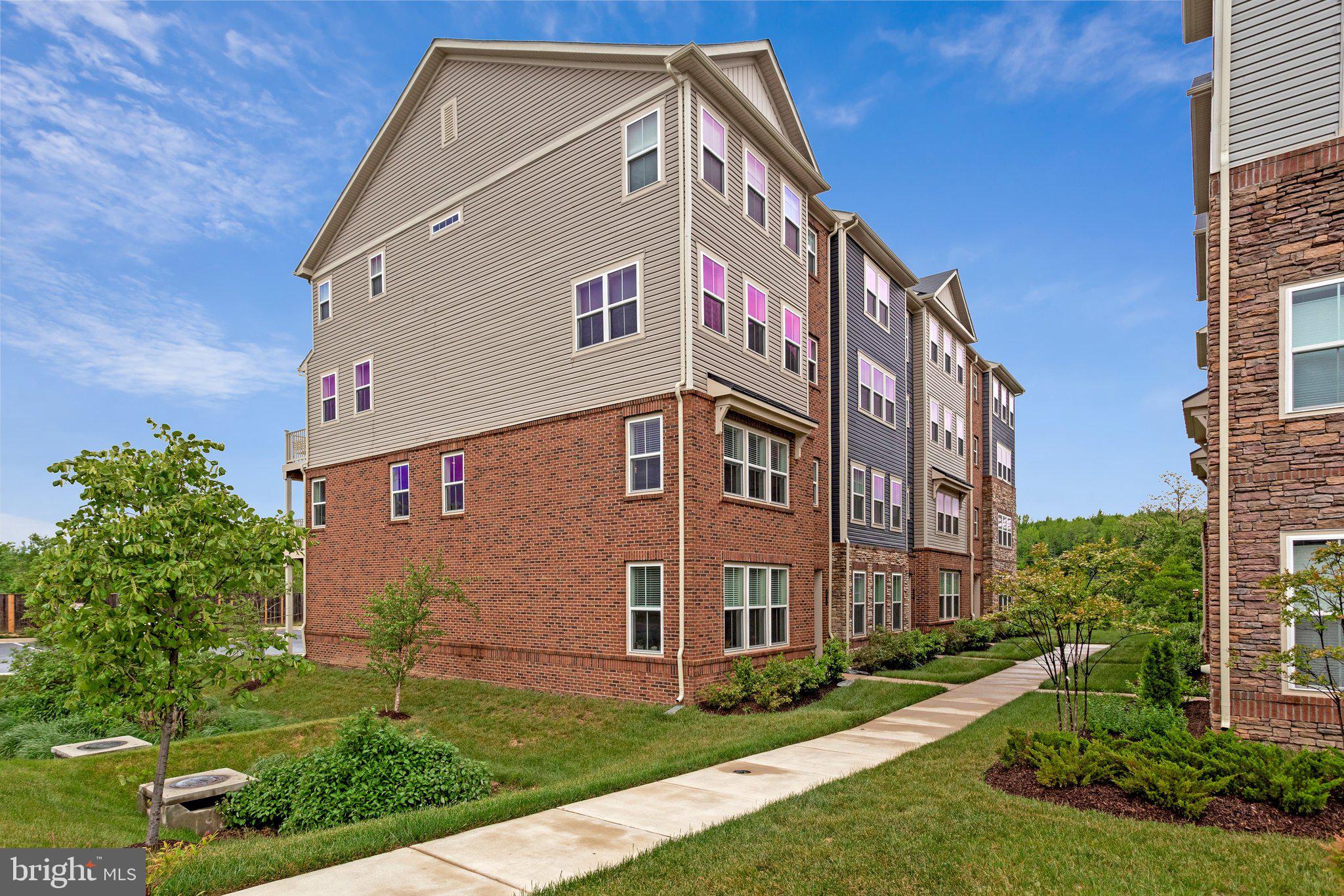 PARKSIDE - Residential