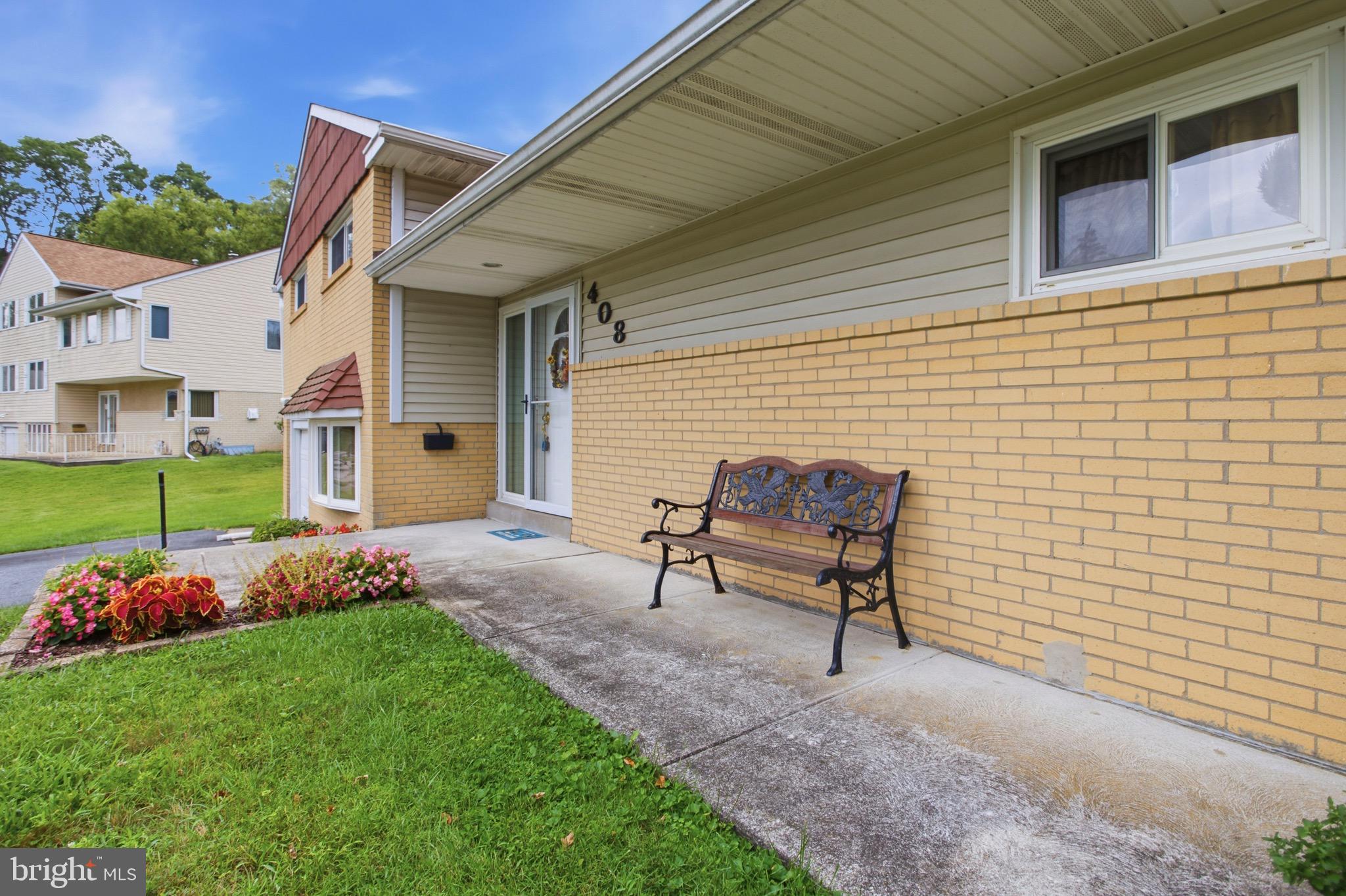 408 FOSTER DRIVE