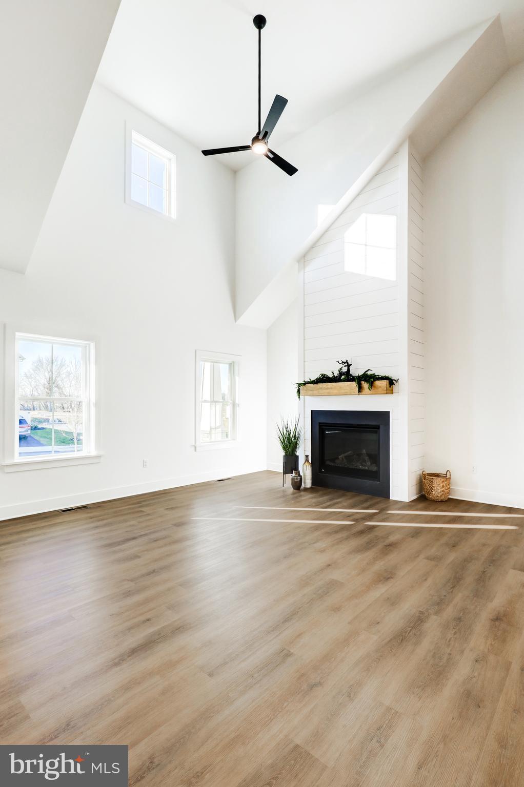 220 PARKSIDE PLACE LOT 26