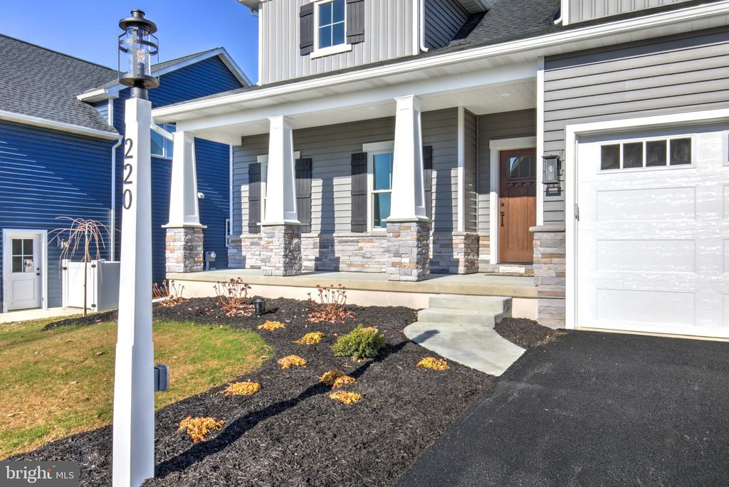 Photo of 220 Parkside Place #LOT 26, LANCASTER, PA 17602 (MLS # PALA2080874)