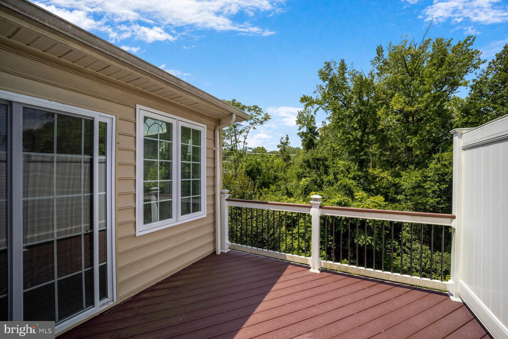 MARLBORO RIDGE - Residential