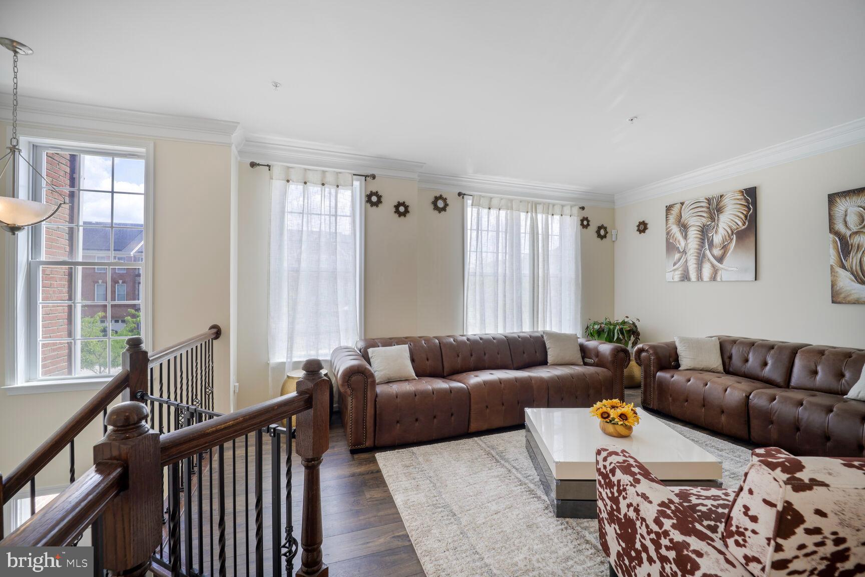 MARLBORO RIDGE - Residential