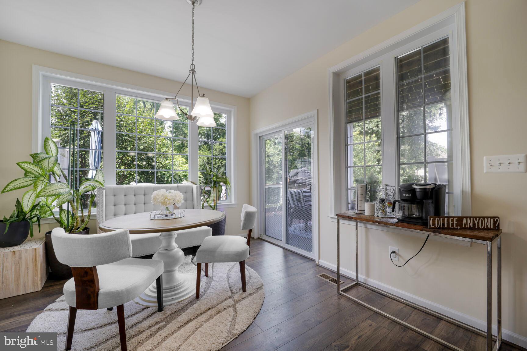 MARLBORO RIDGE - Residential