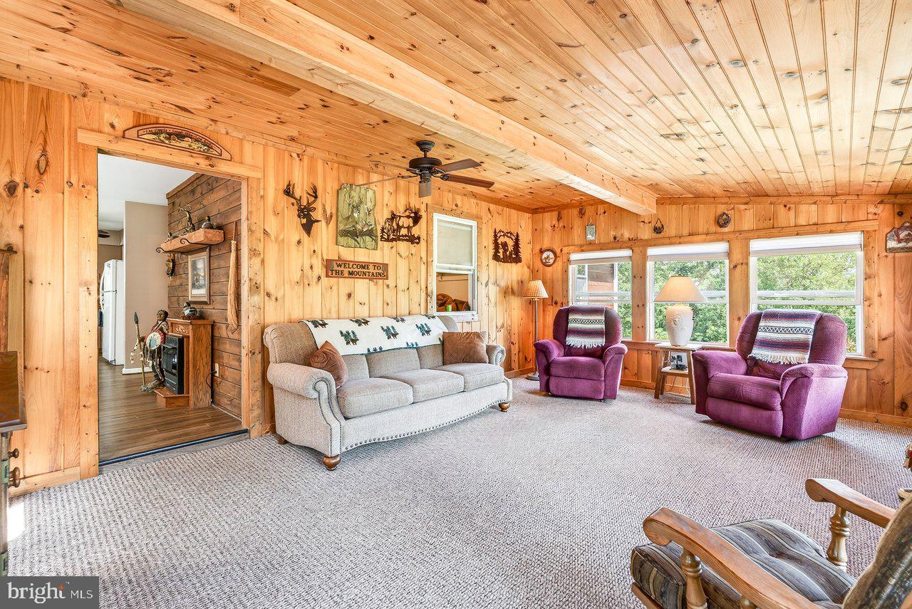 BATTLE CREEK FOREST - Residential