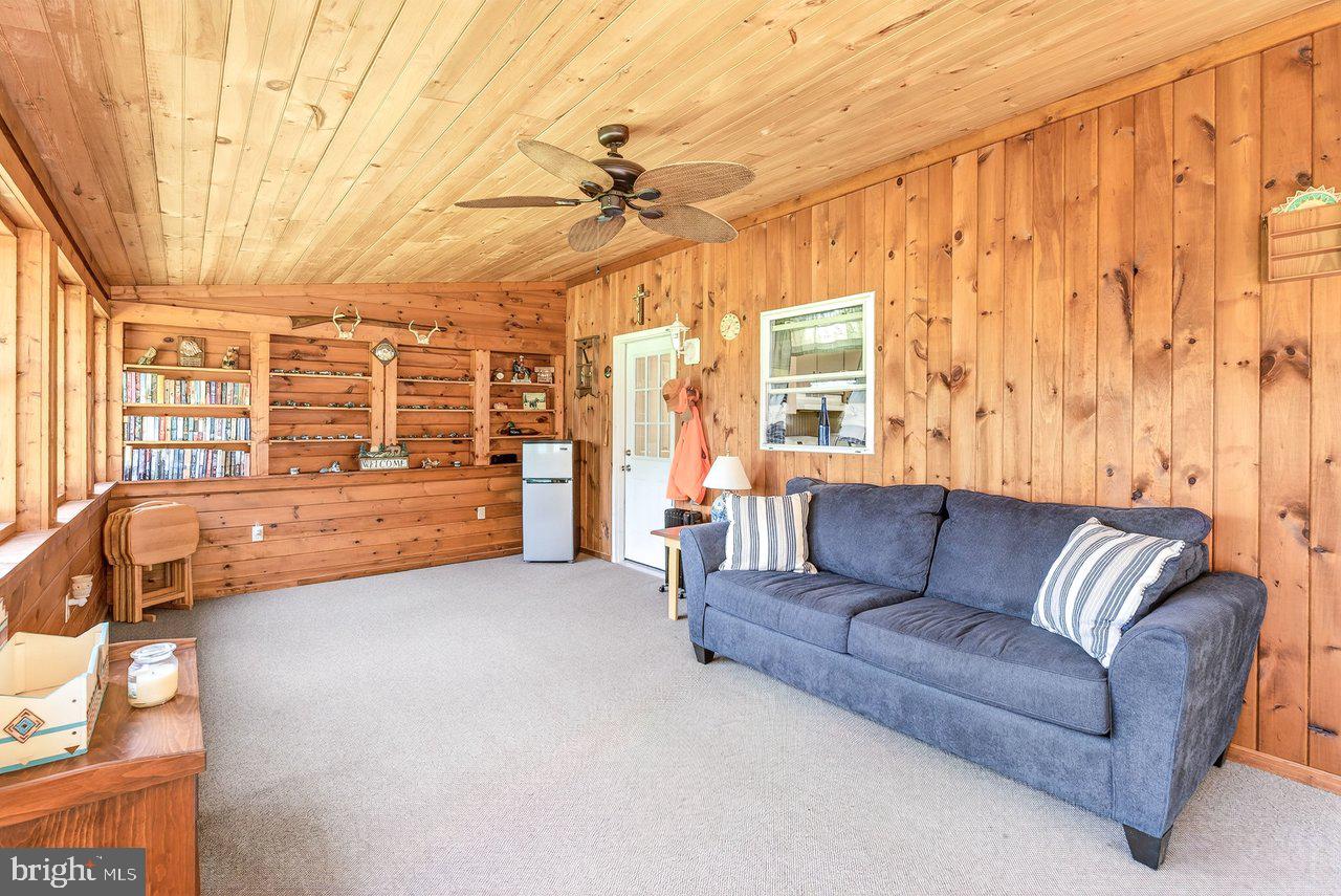 BATTLE CREEK FOREST - Residential