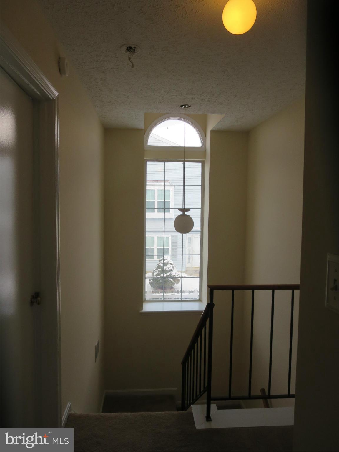 SINGLETONS GROVE - Residential Lease