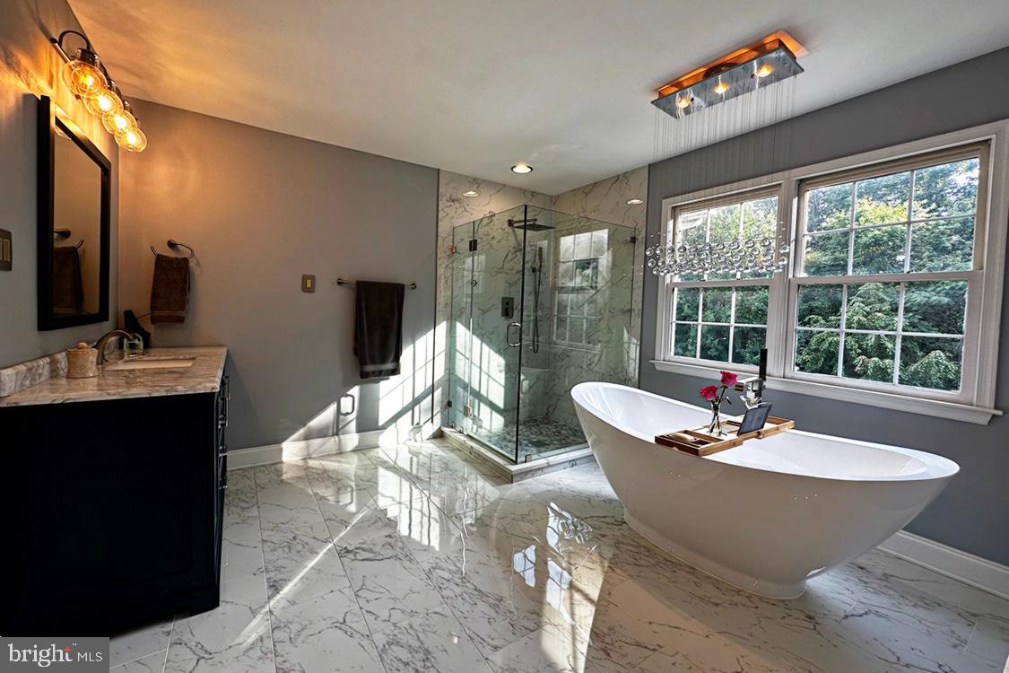 NEELSVILLE ESTATES - Residential