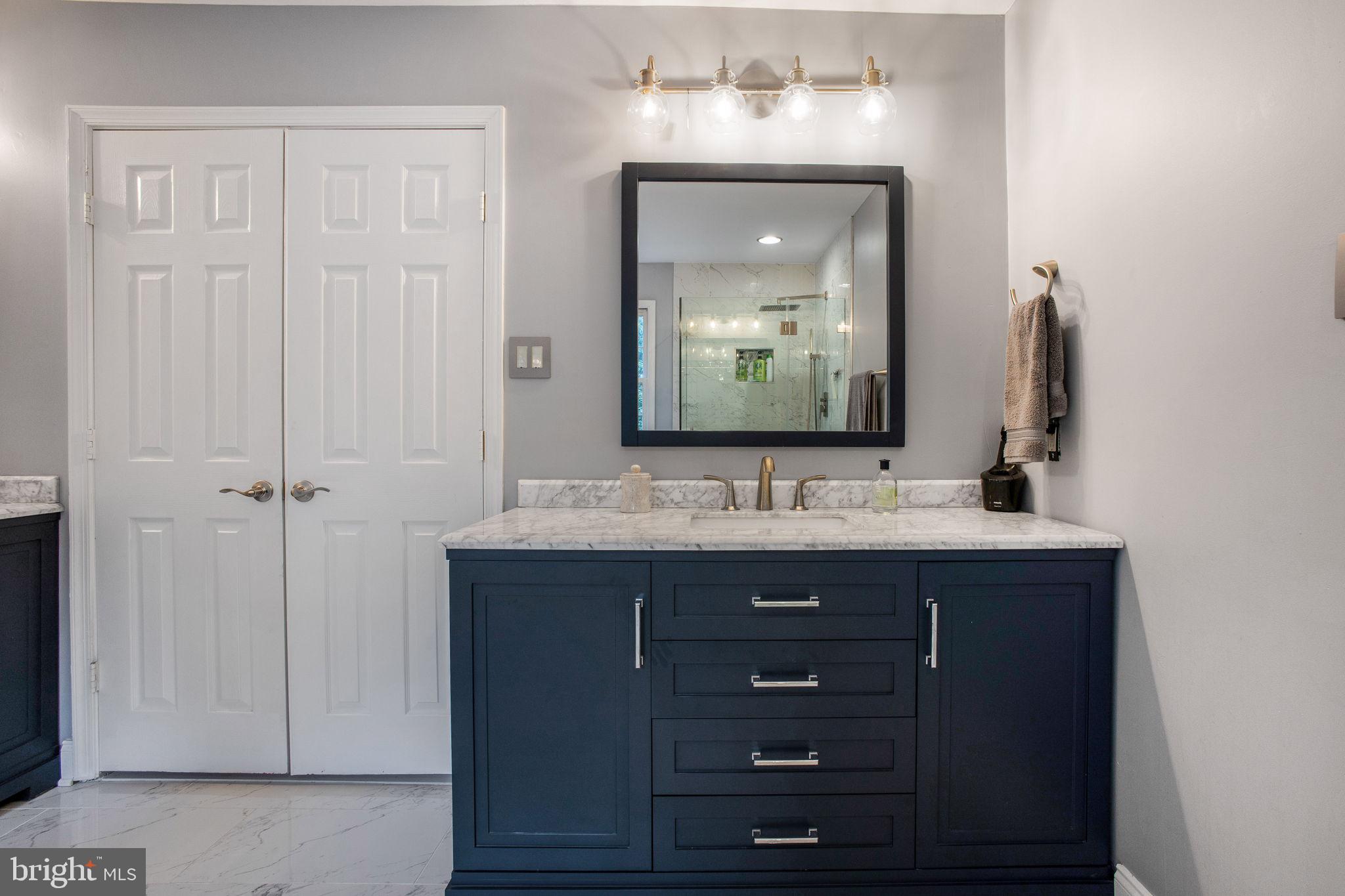 NEELSVILLE ESTATES - Residential