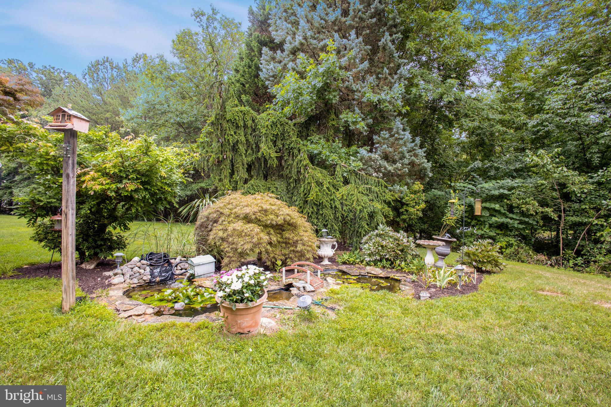 NEELSVILLE ESTATES - Residential