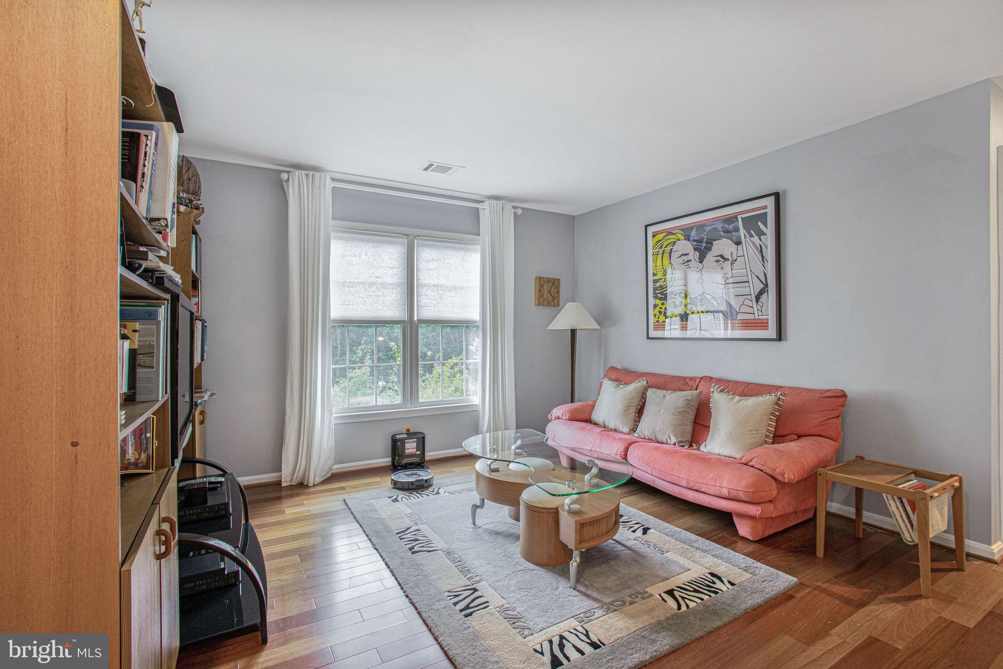 NEELSVILLE ESTATES - Residential