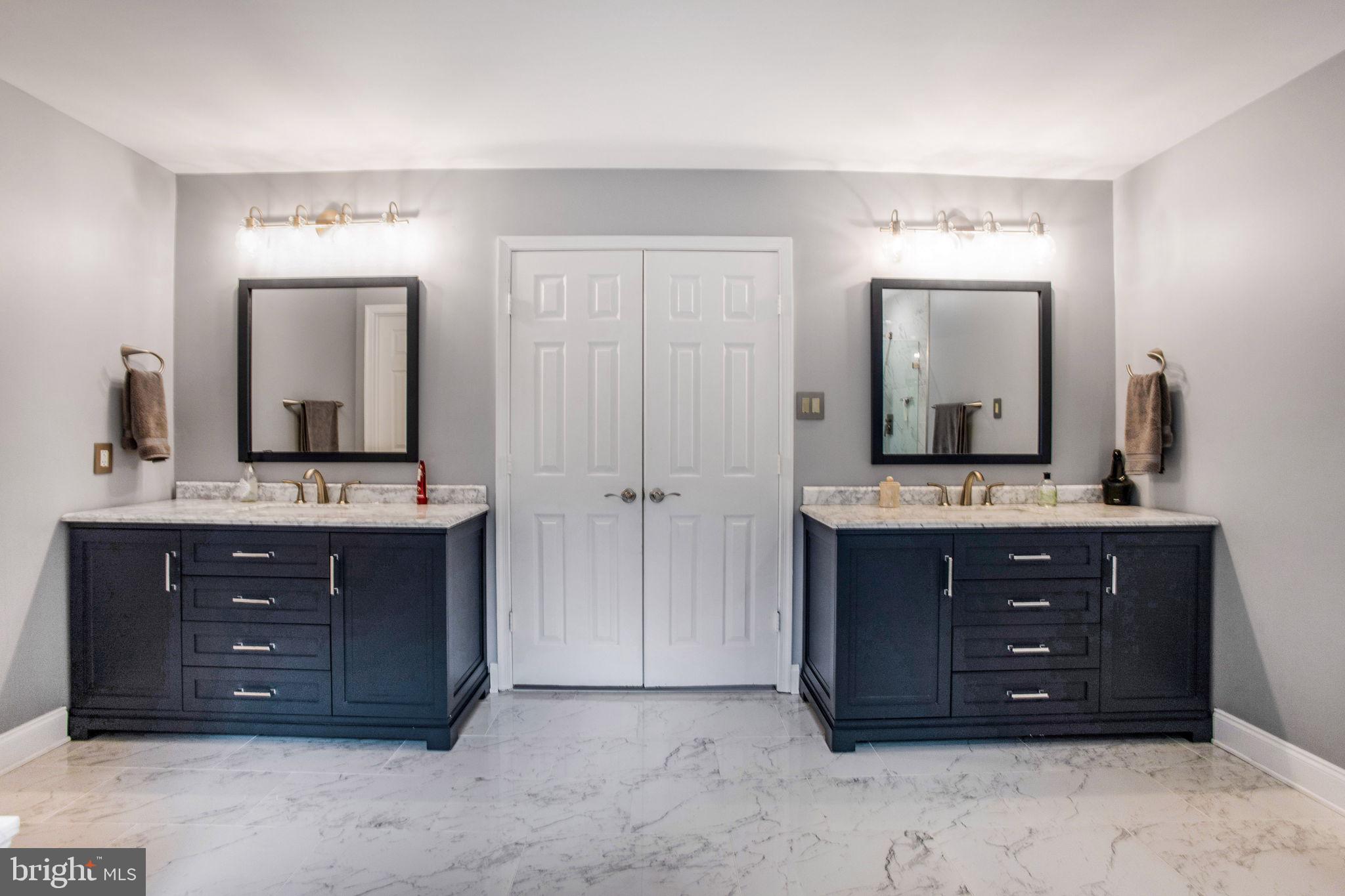 NEELSVILLE ESTATES - Residential