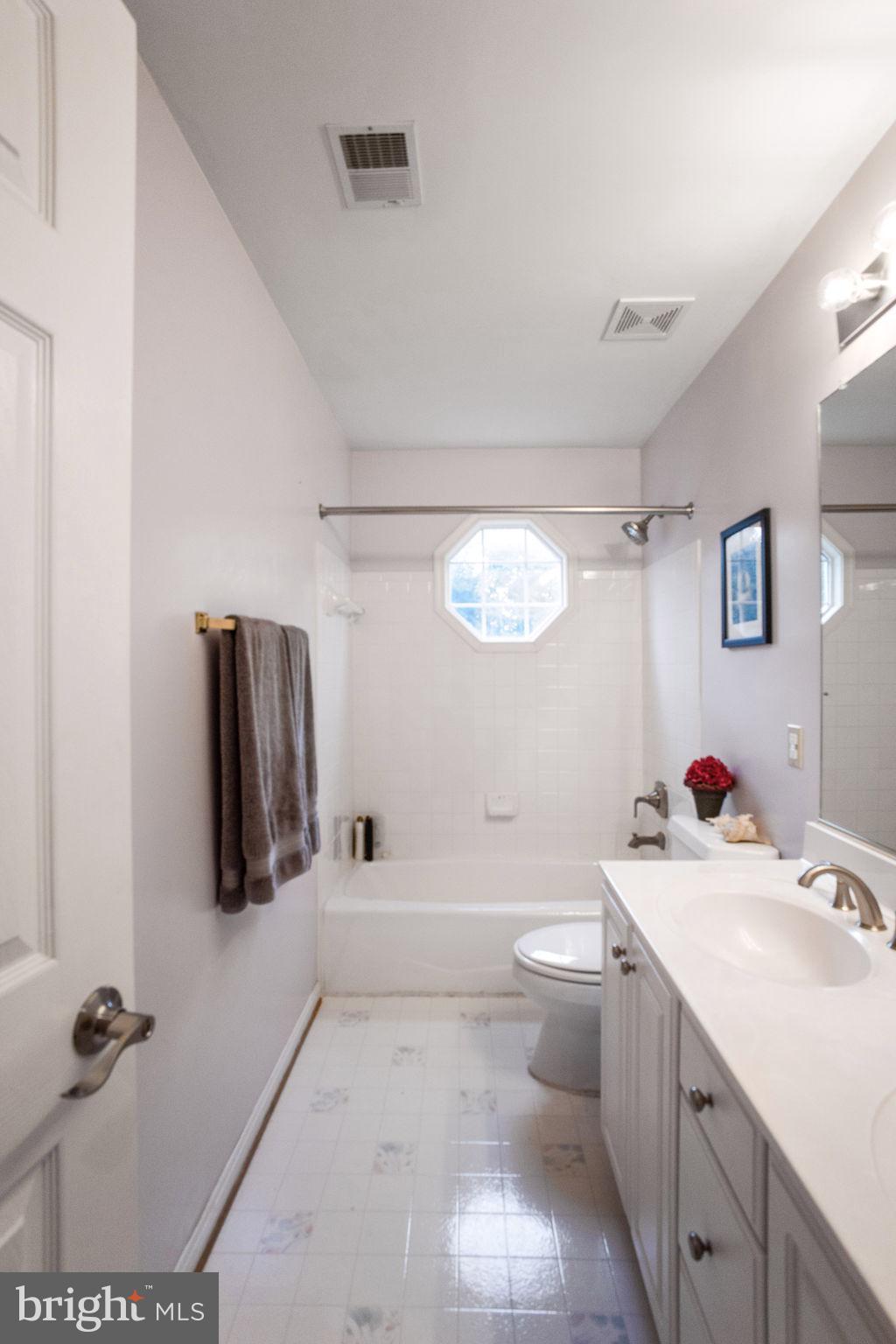 NEELSVILLE ESTATES - Residential