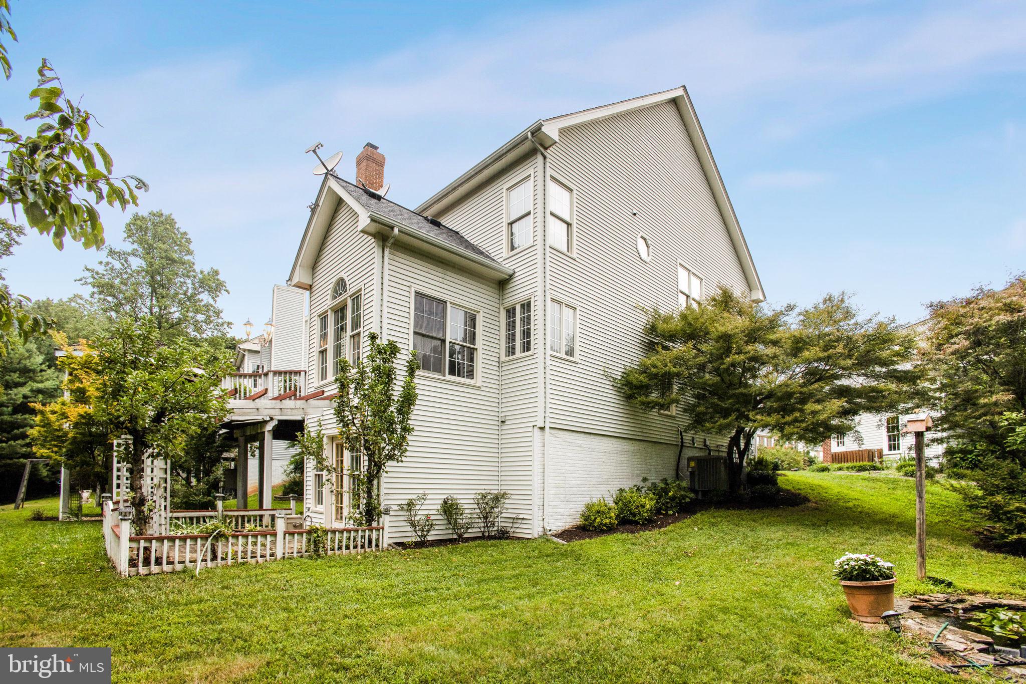 NEELSVILLE ESTATES - Residential