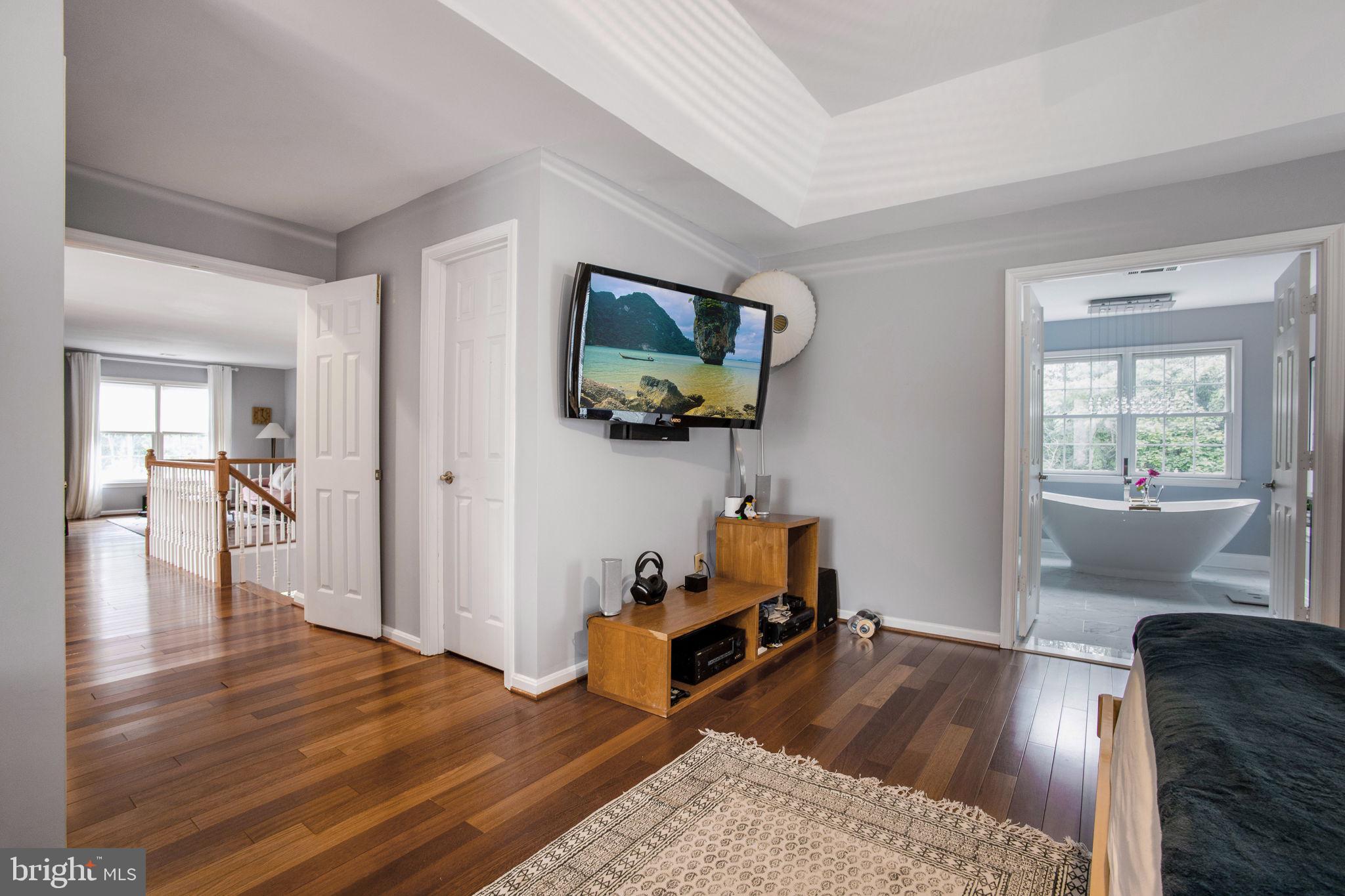 NEELSVILLE ESTATES - Residential