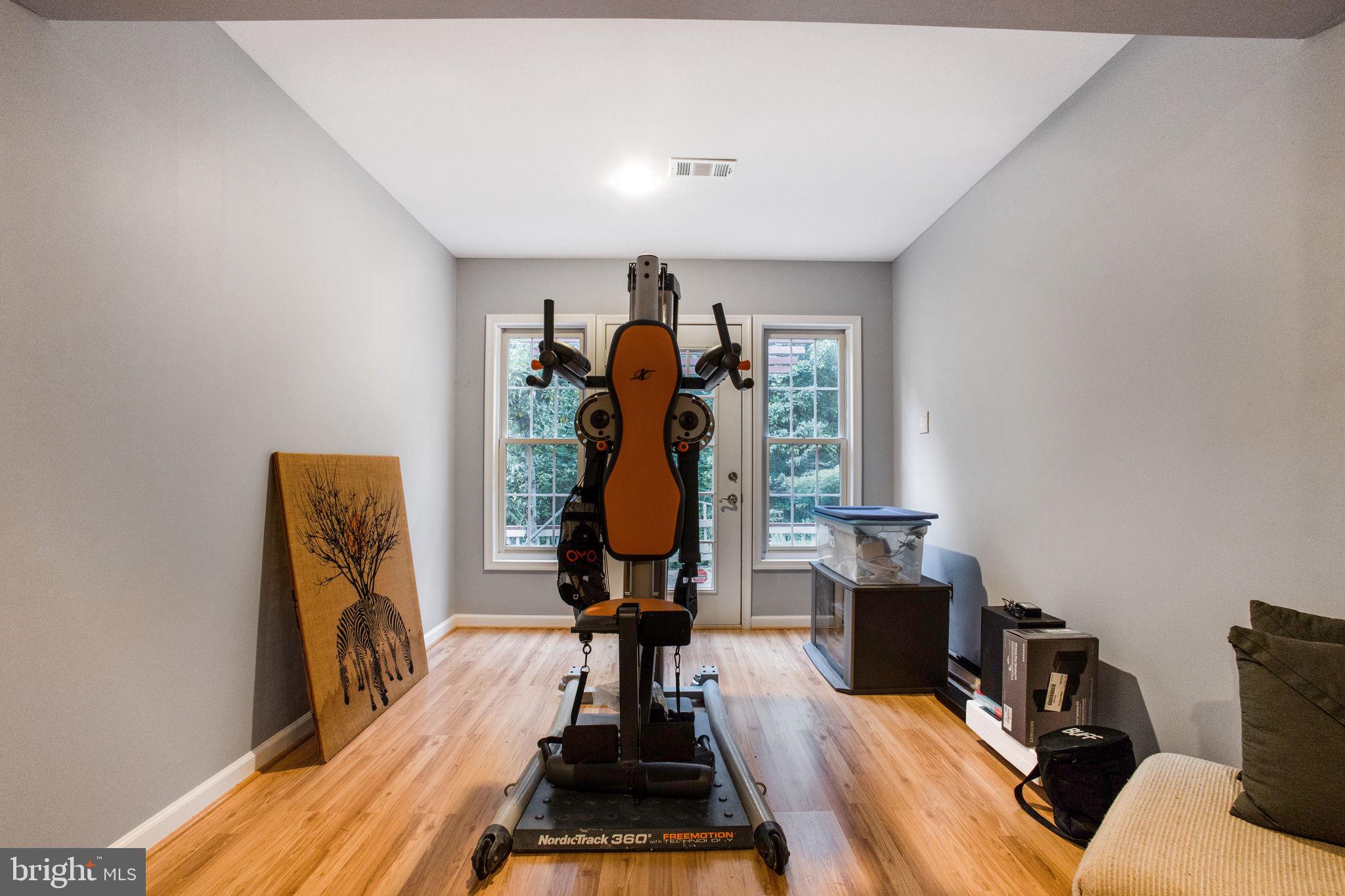 NEELSVILLE ESTATES - Residential