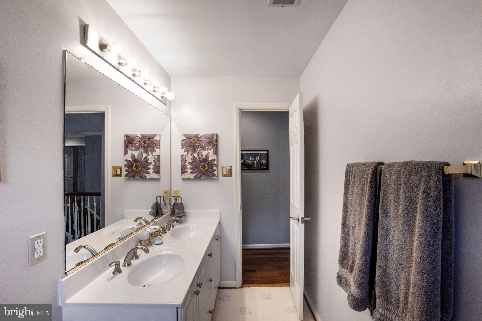 NEELSVILLE ESTATES - Residential