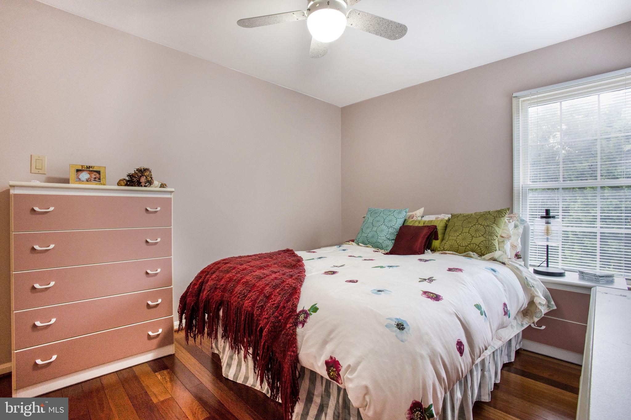 NEELSVILLE ESTATES - Residential