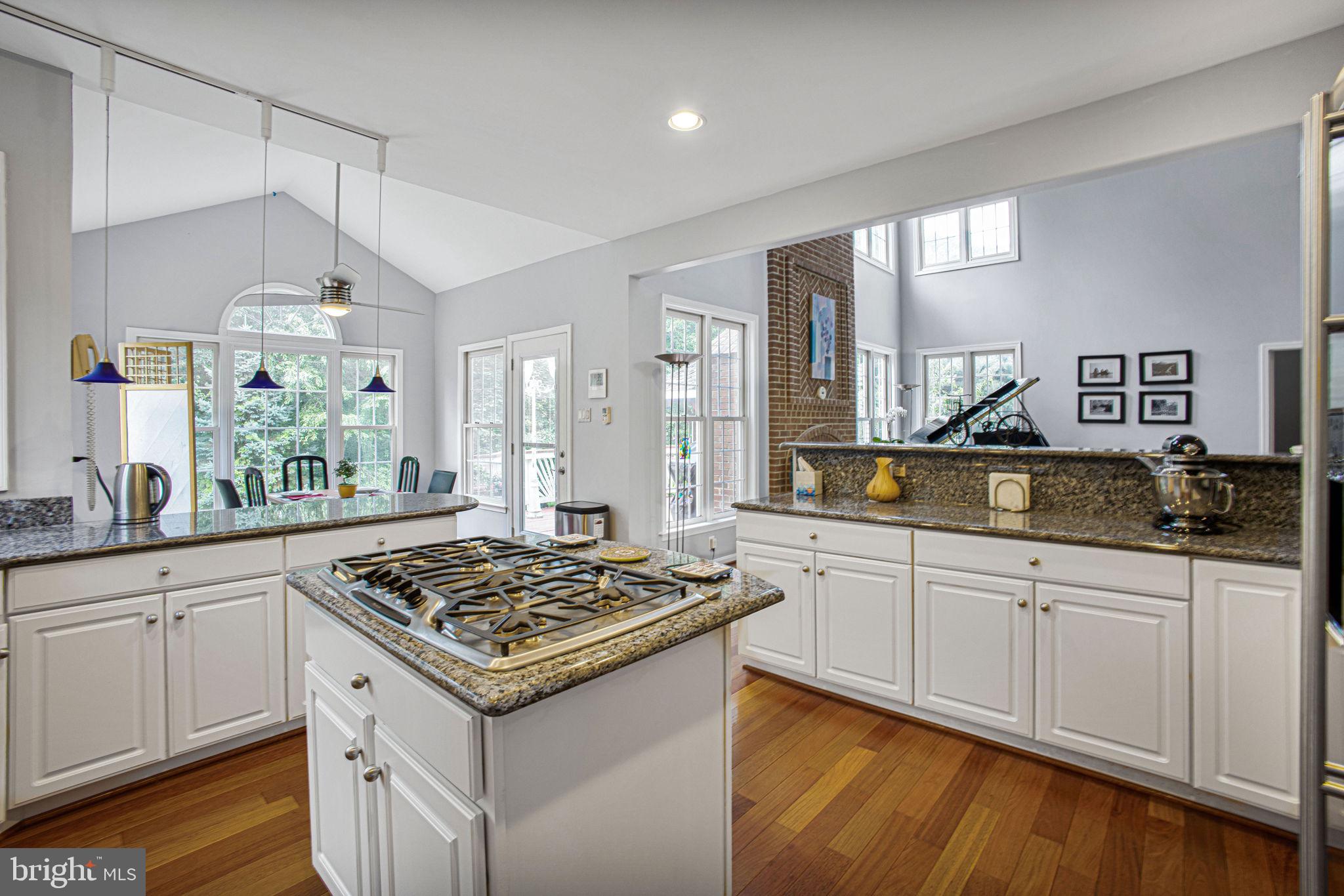 NEELSVILLE ESTATES - Residential