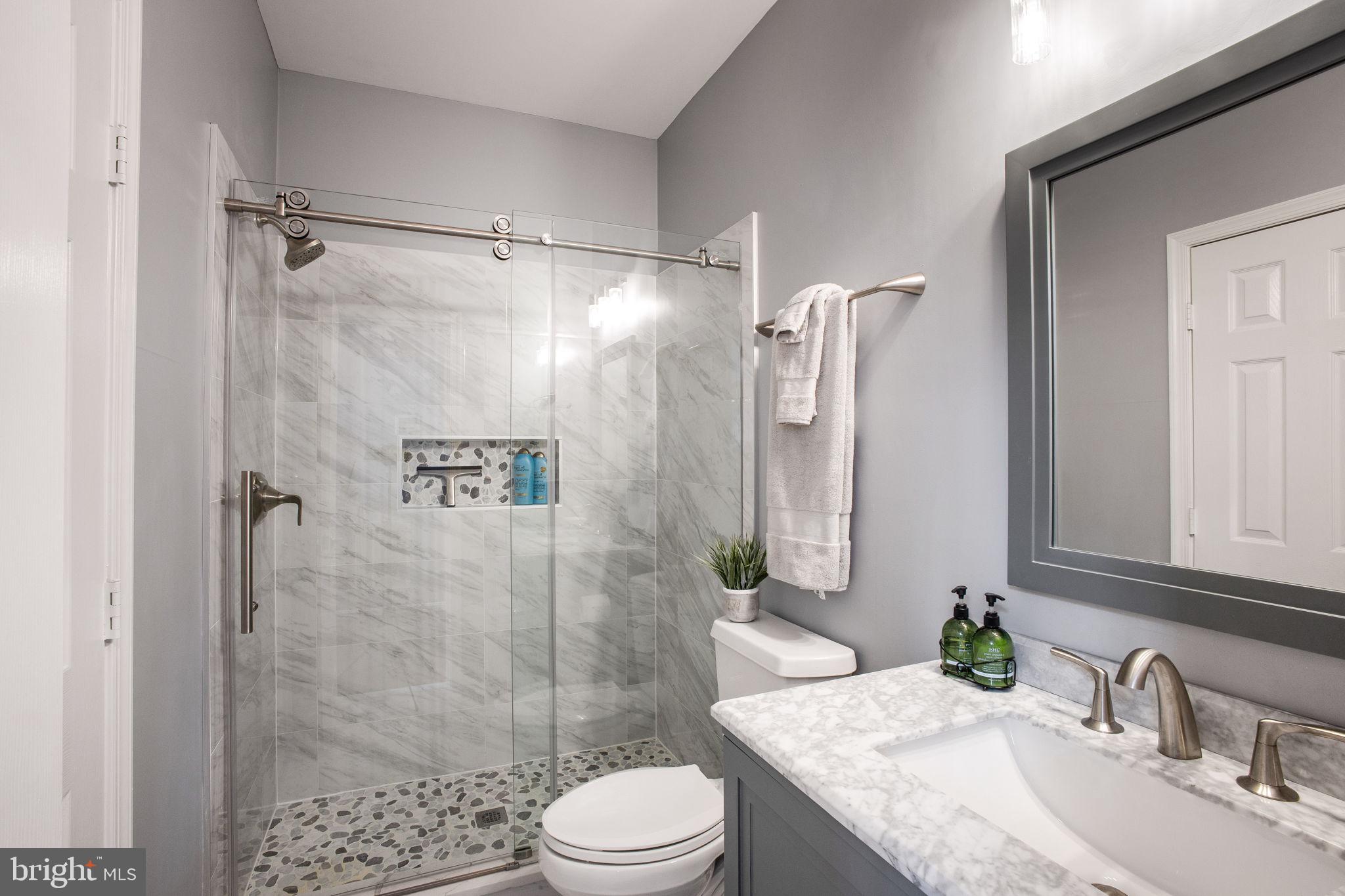 NEELSVILLE ESTATES - Residential