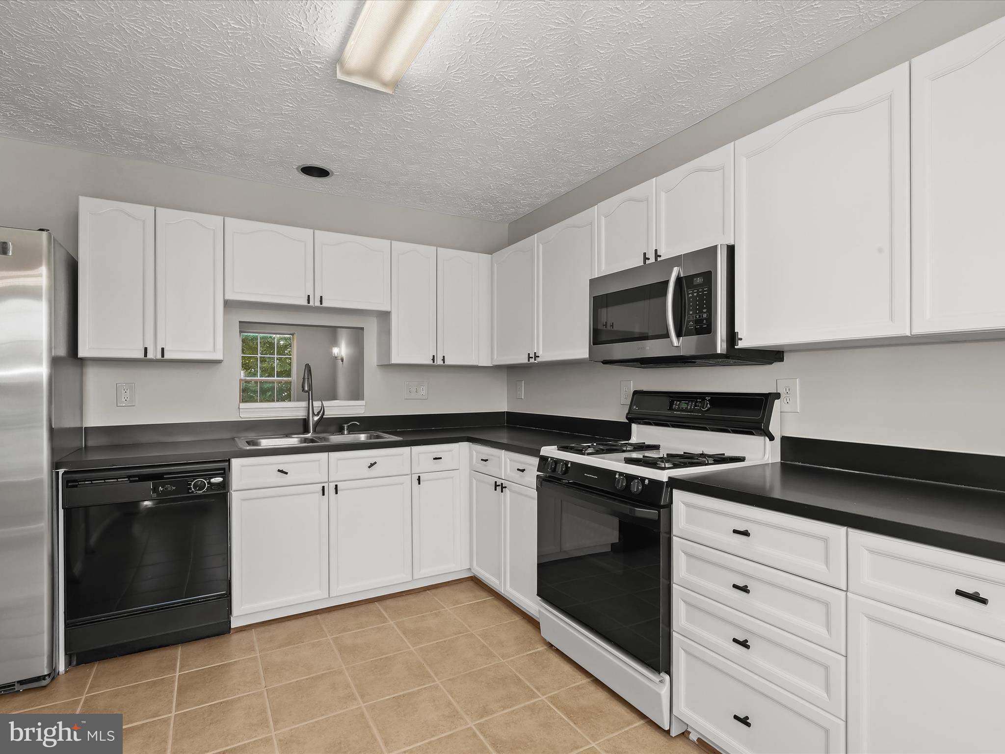 SNOWDEN RIDGE - Residential