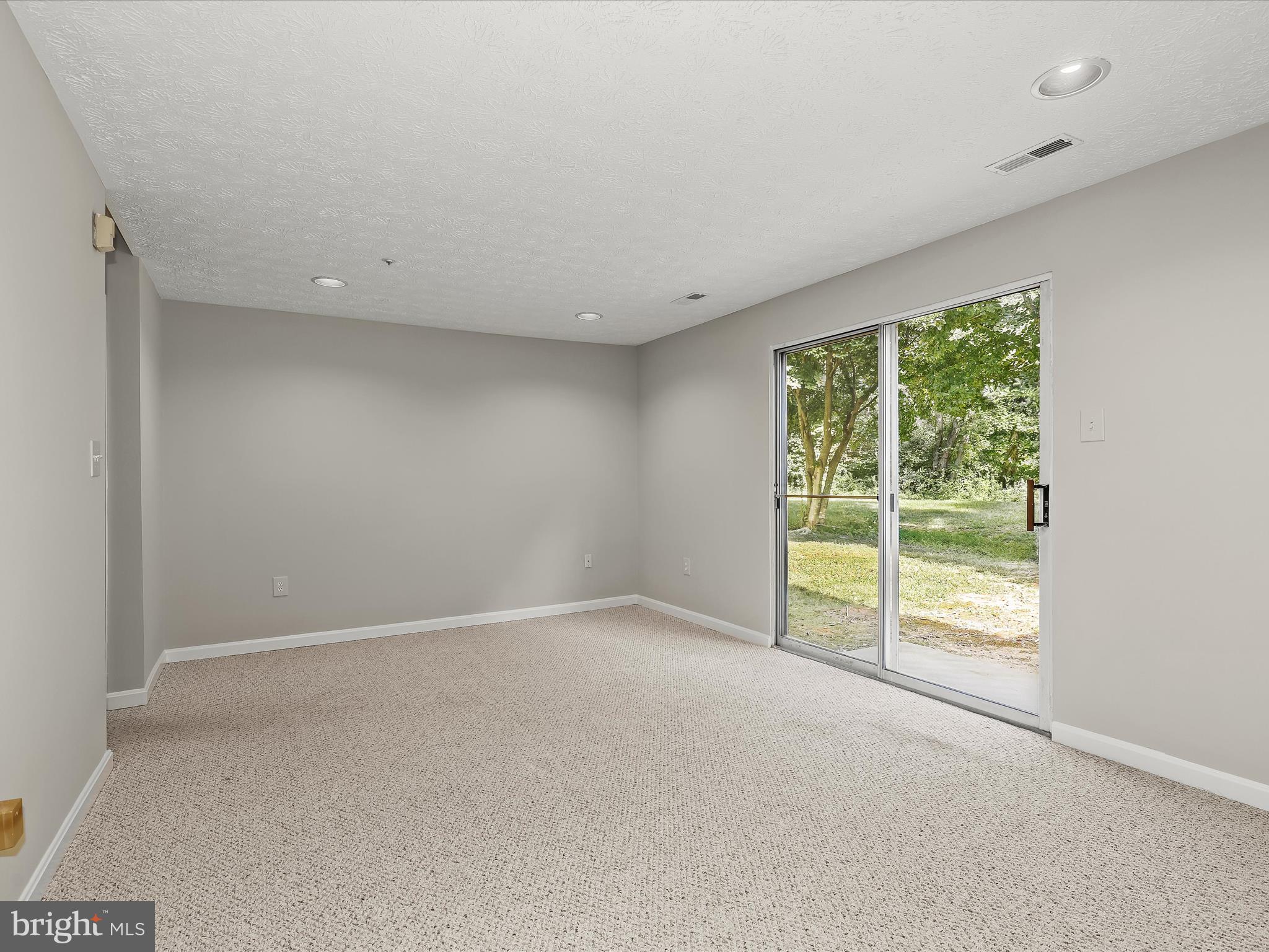 SNOWDEN RIDGE - Residential