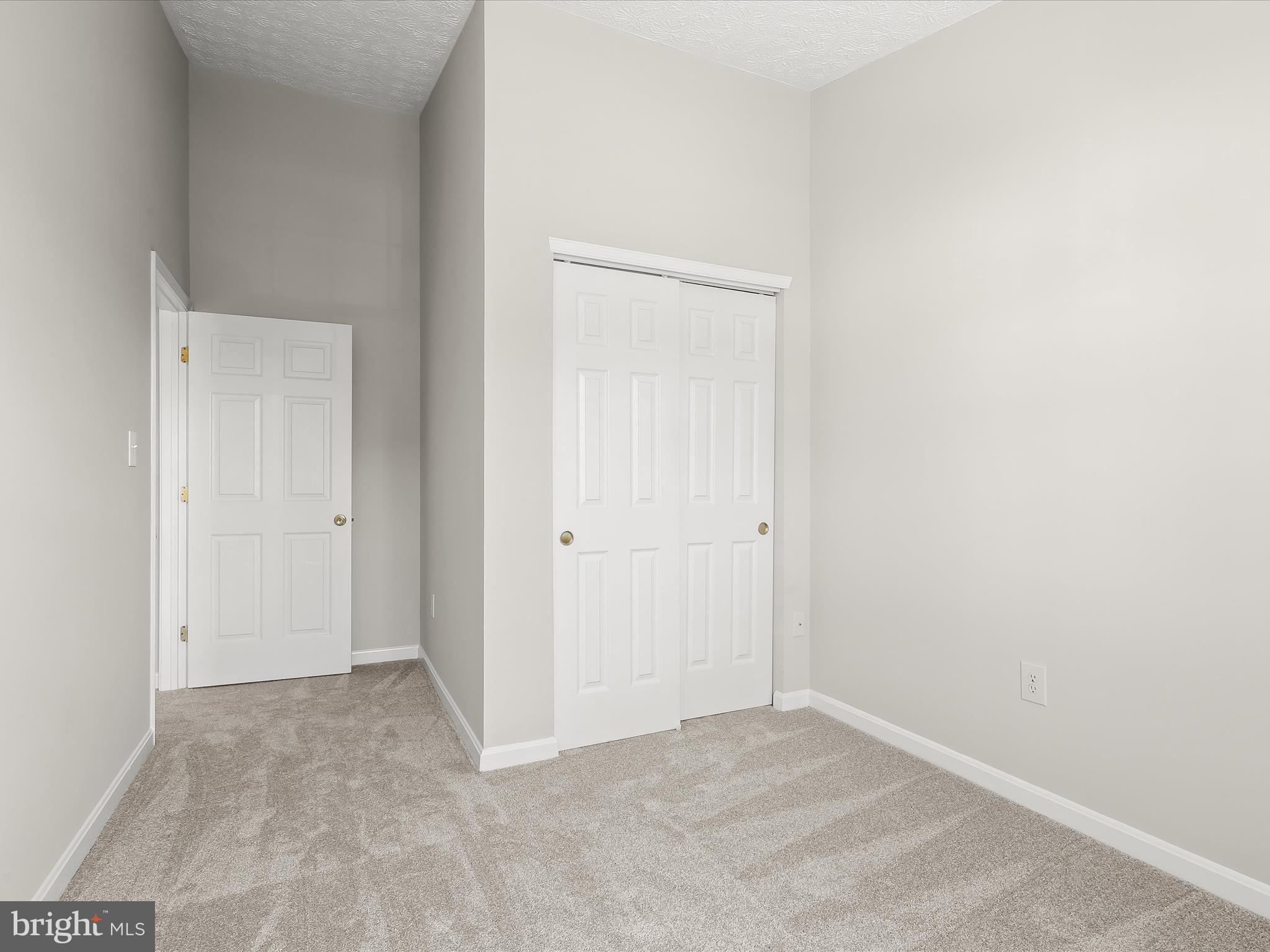 SNOWDEN RIDGE - Residential