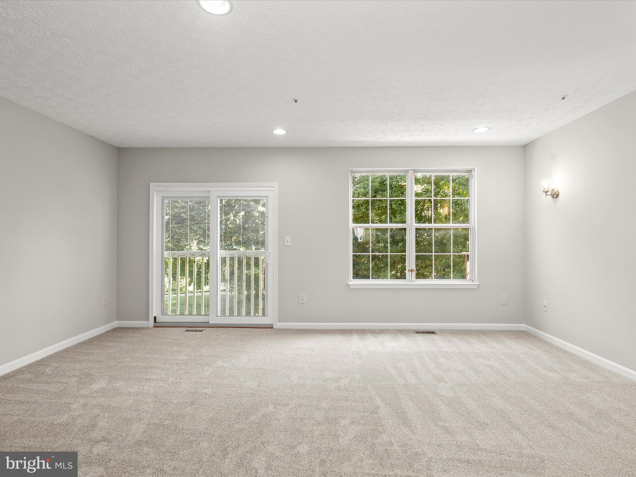 SNOWDEN RIDGE - Residential