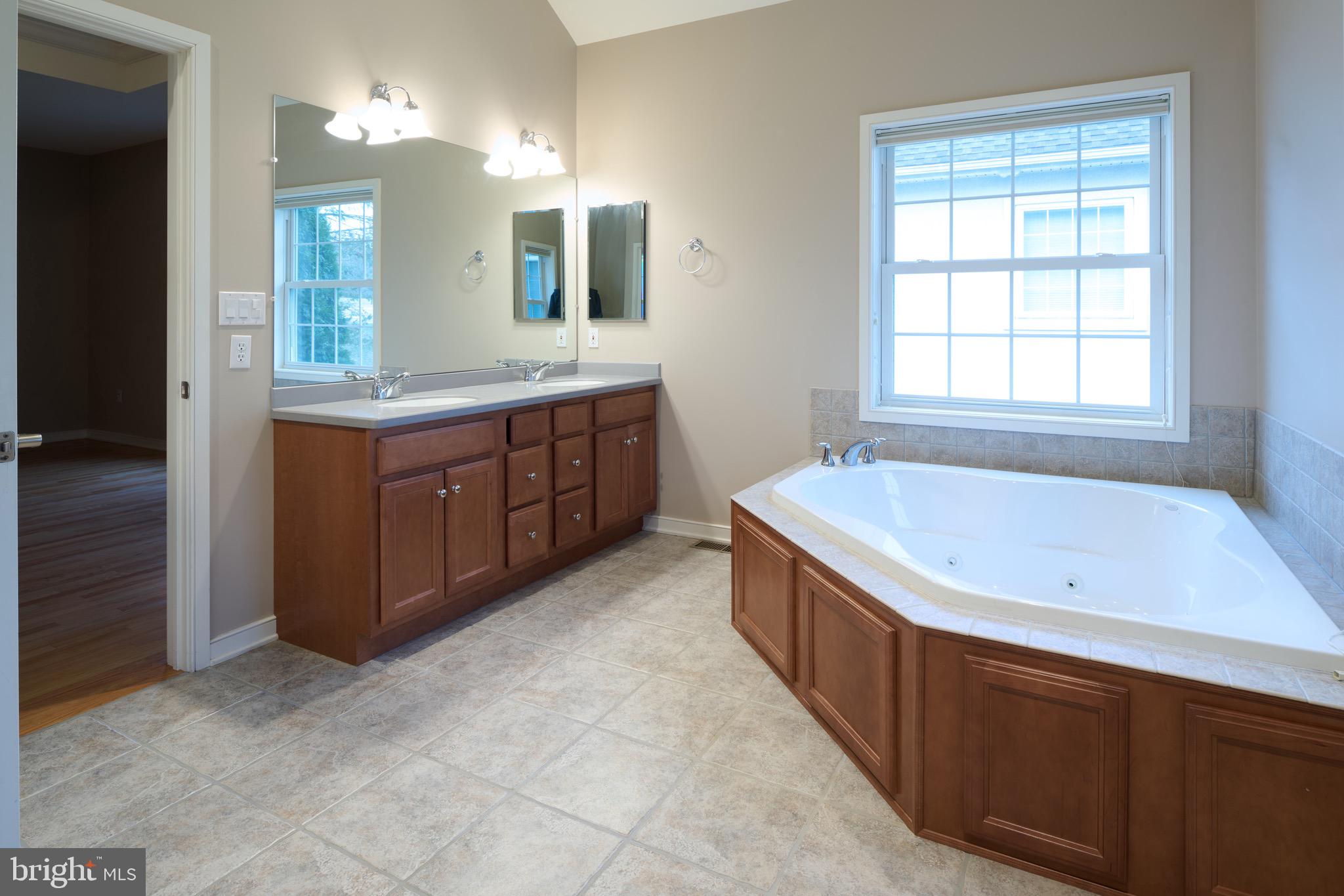 COBBLE CREEK - Residential