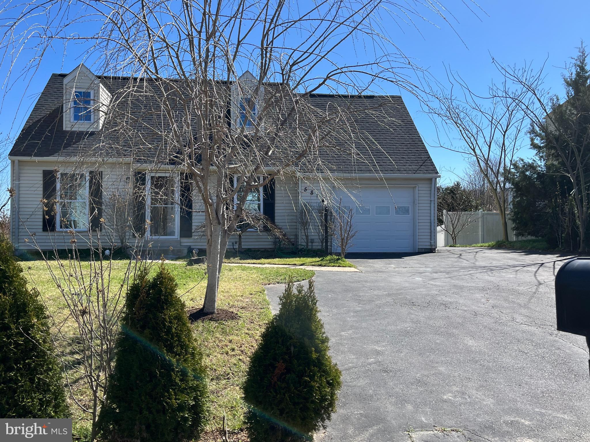 DALE CITY - Residential Lease