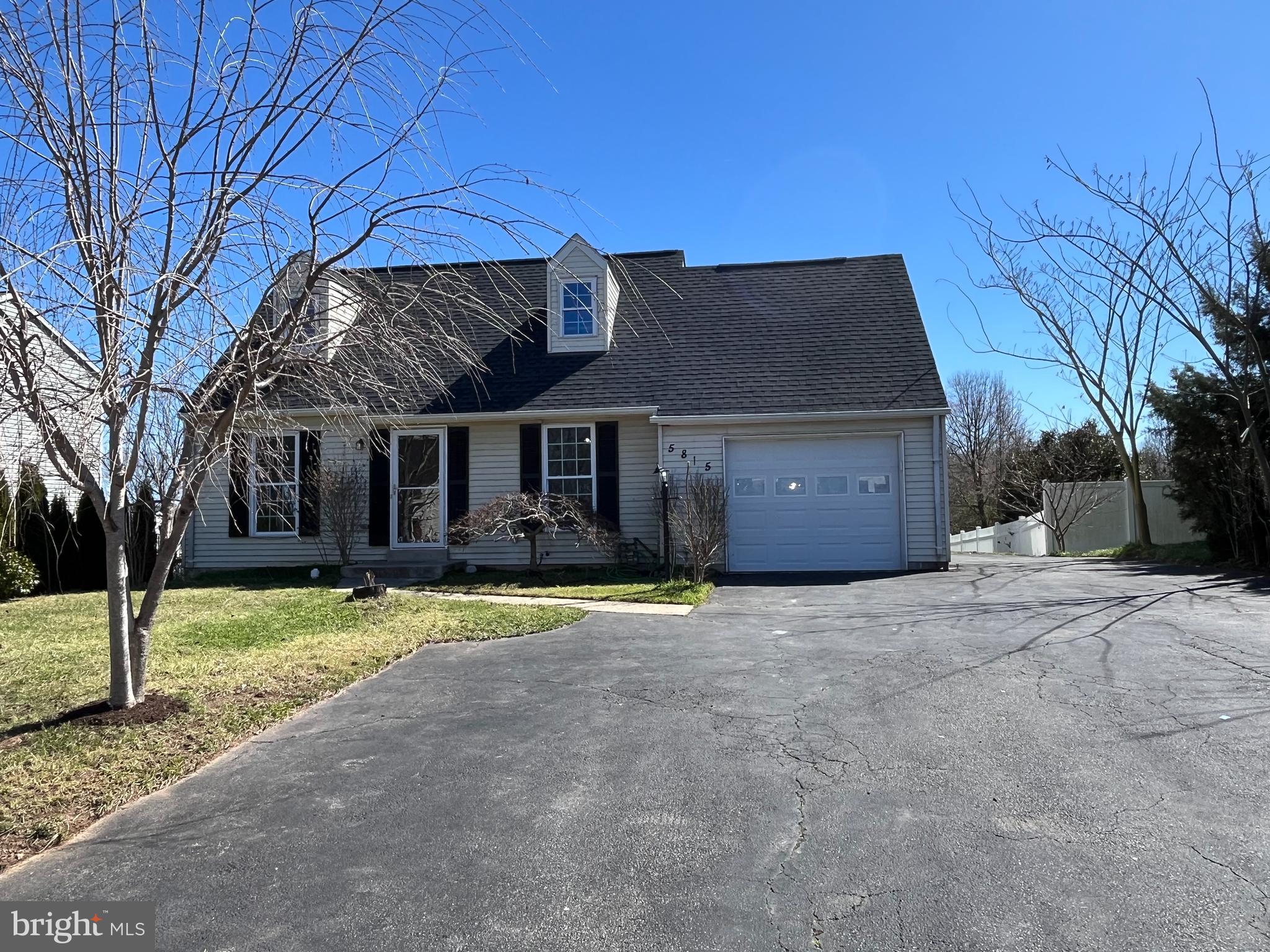 DALE CITY - Residential Lease