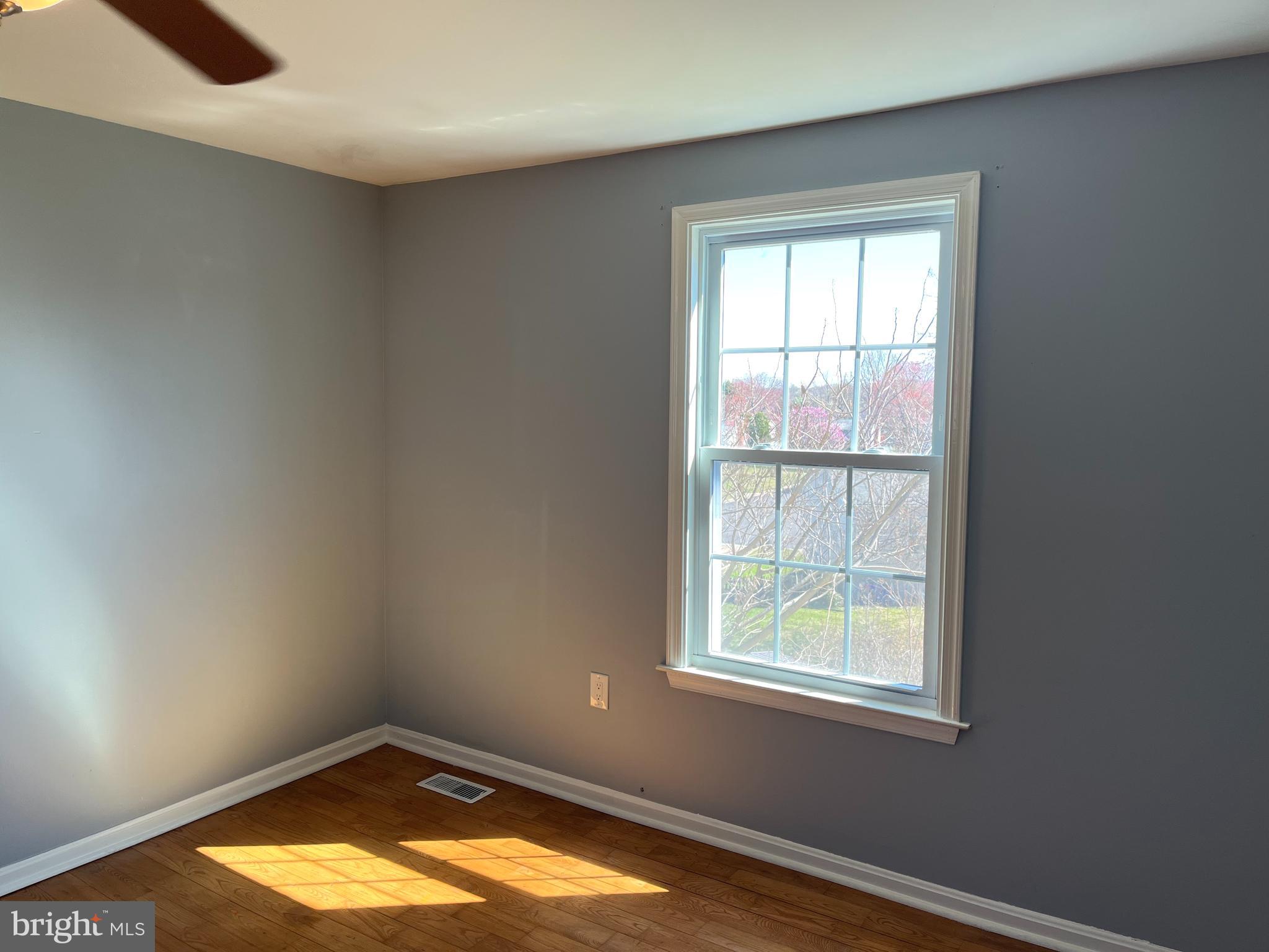 DALE CITY - Residential Lease