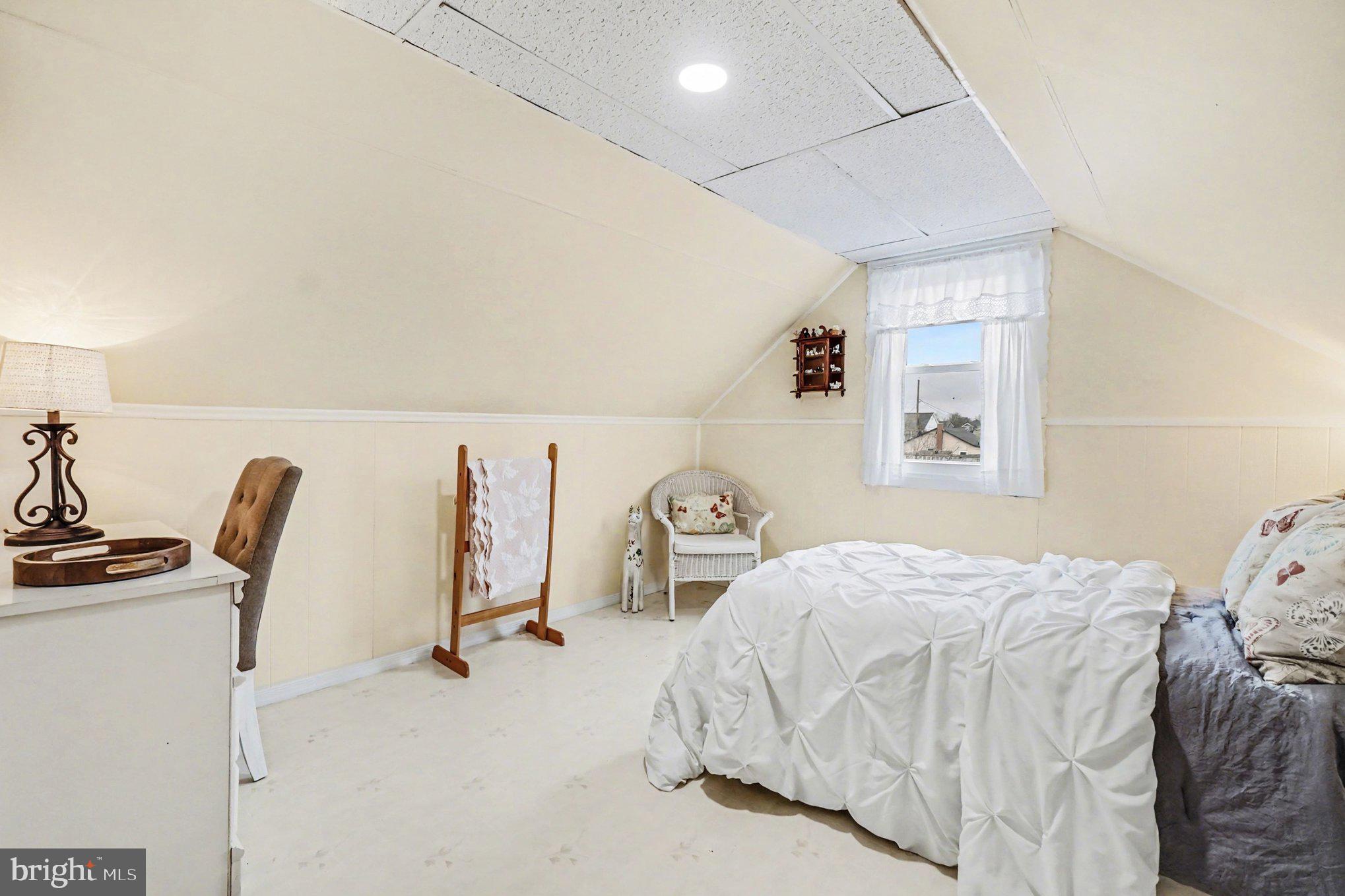 CHESAPEAKE TERRACE - Residential