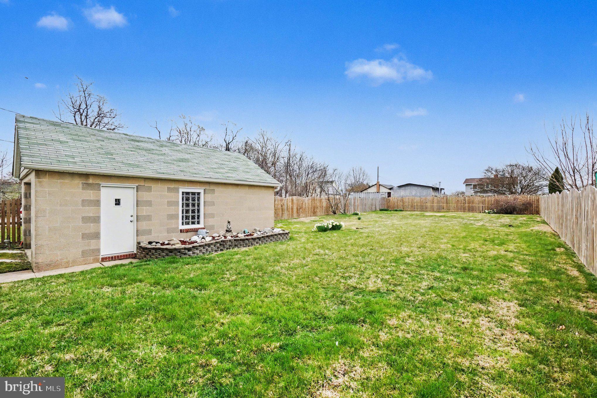 CHESAPEAKE TERRACE - Residential