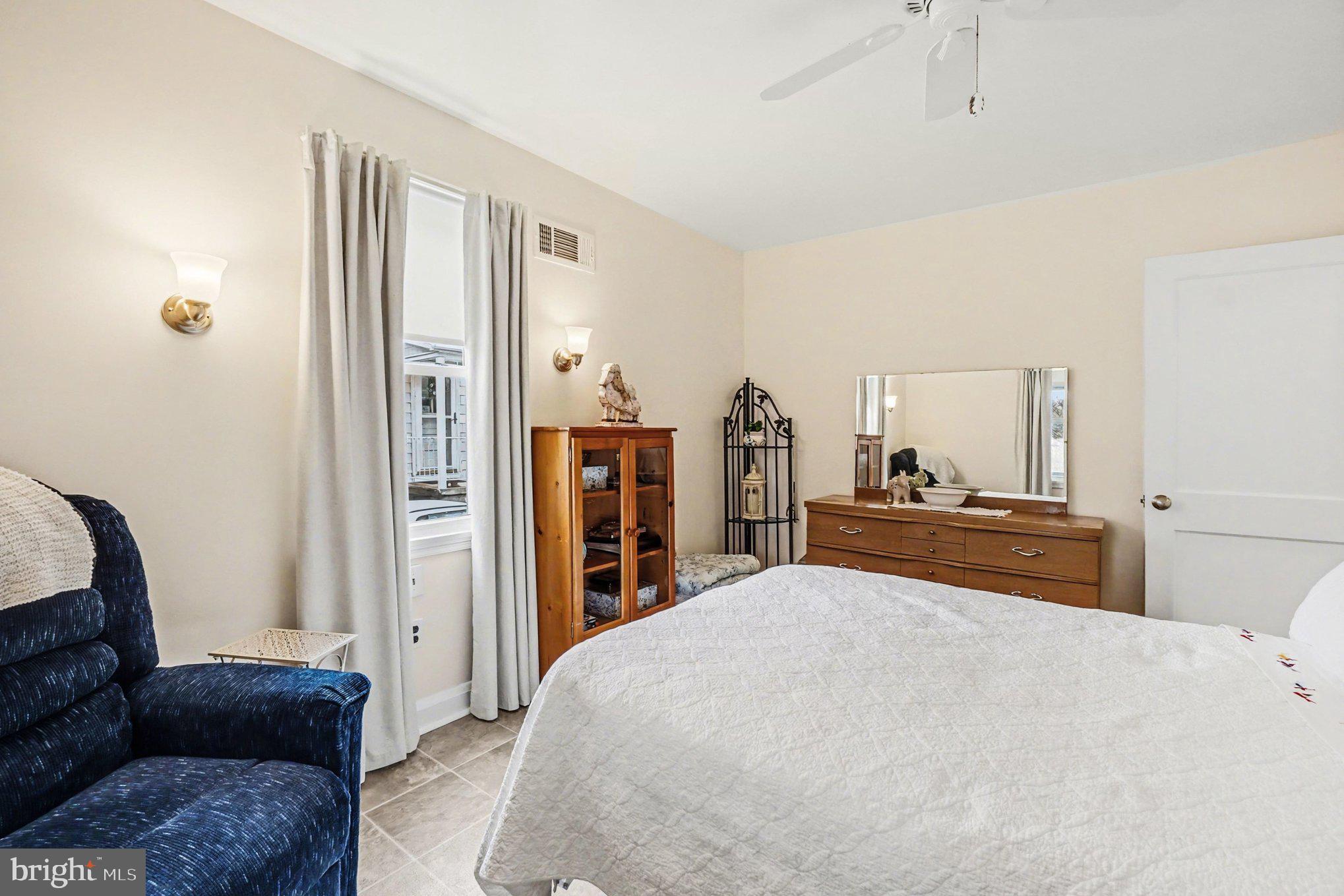 CHESAPEAKE TERRACE - Residential