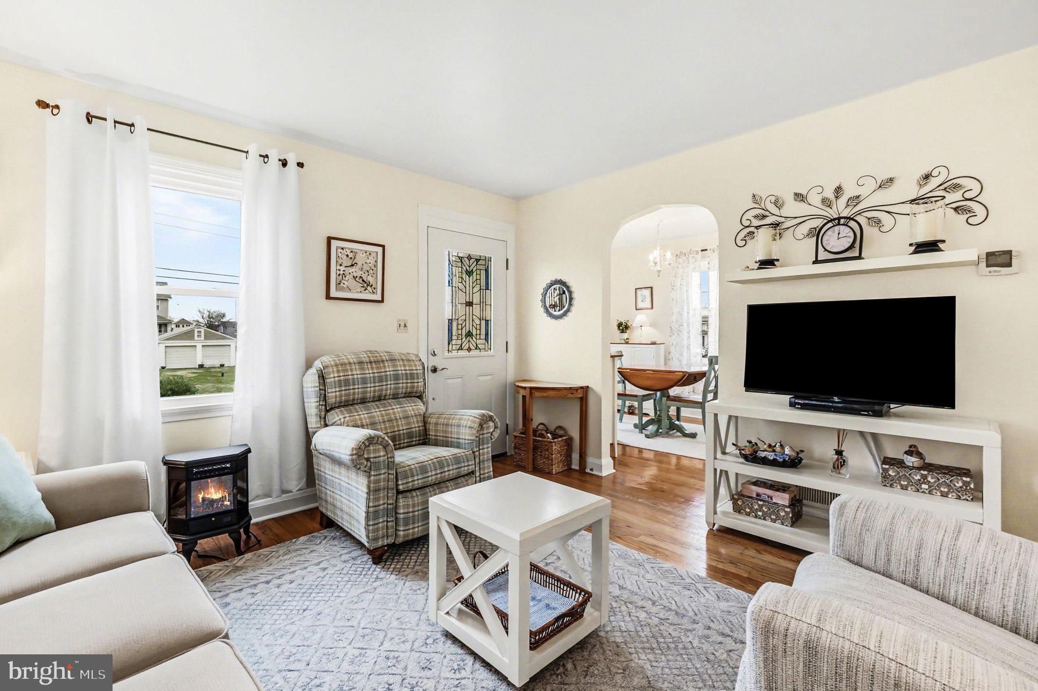 CHESAPEAKE TERRACE - Residential