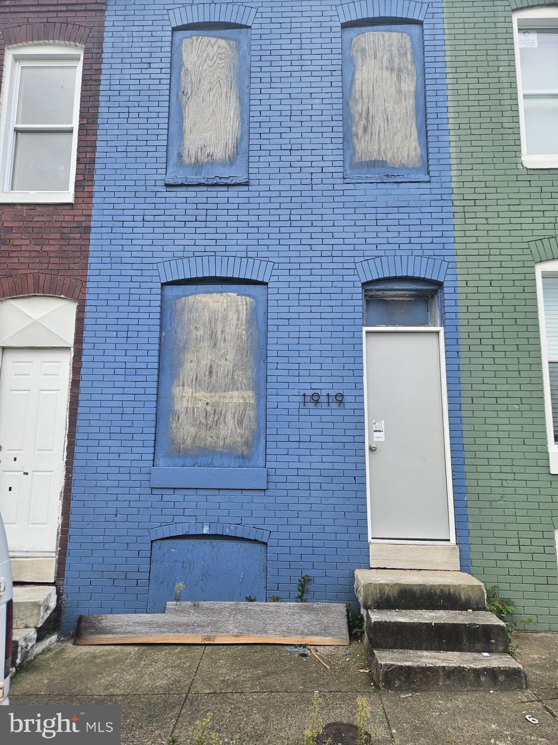 MONDAWMIN - Residential