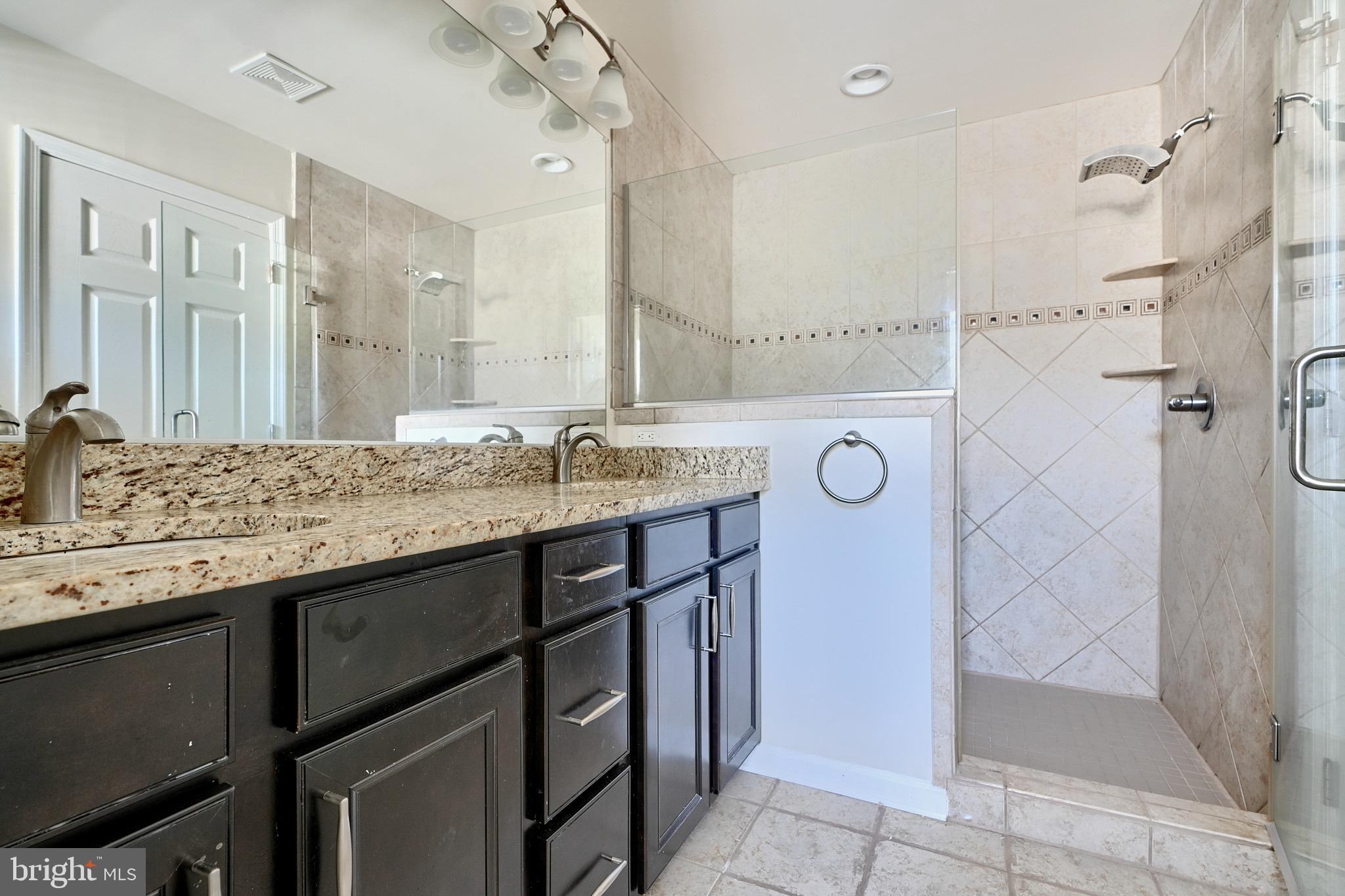 ESPLANADE AT RED RUN - Residential Lease