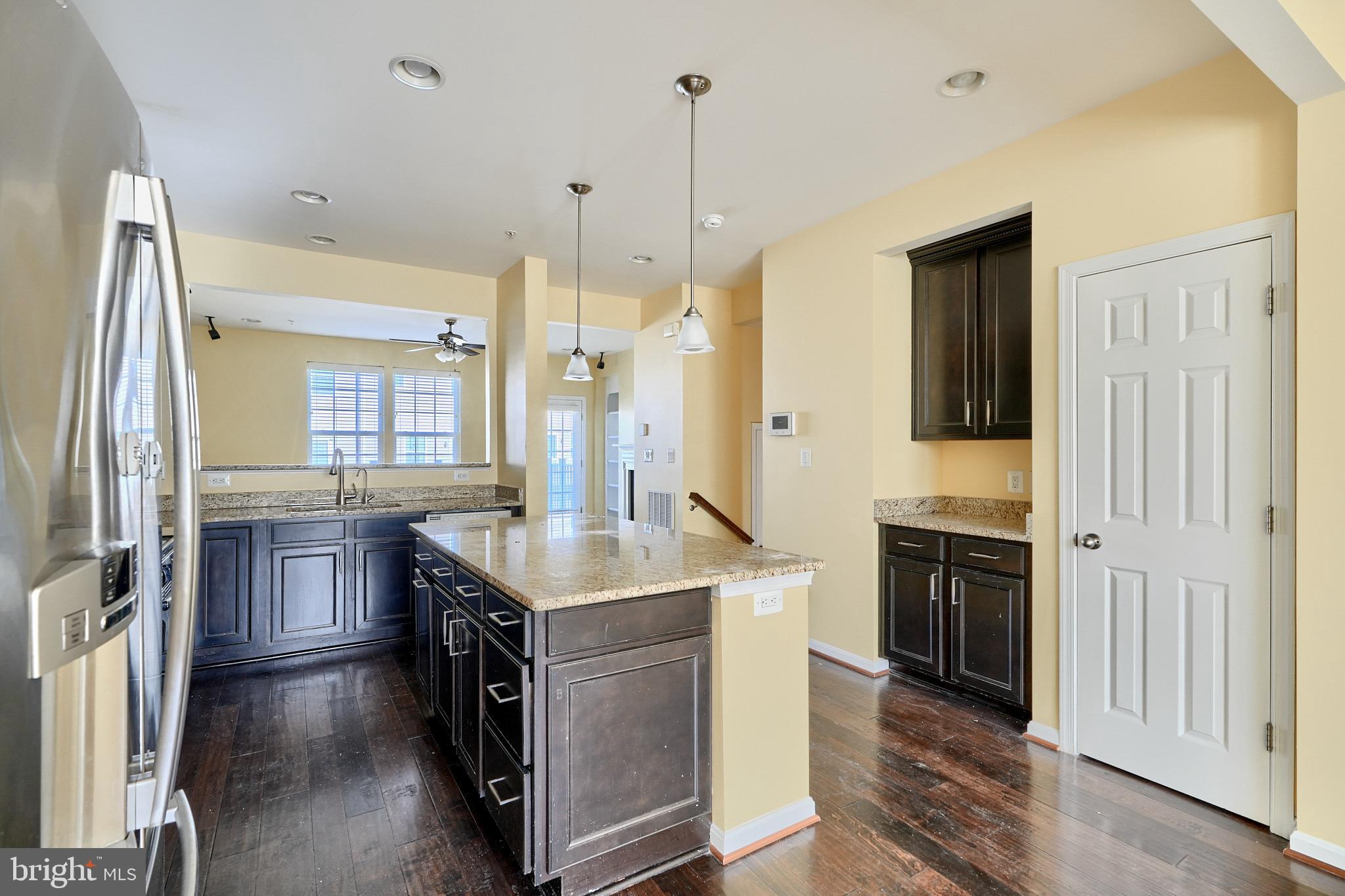 ESPLANADE AT RED RUN - Residential Lease