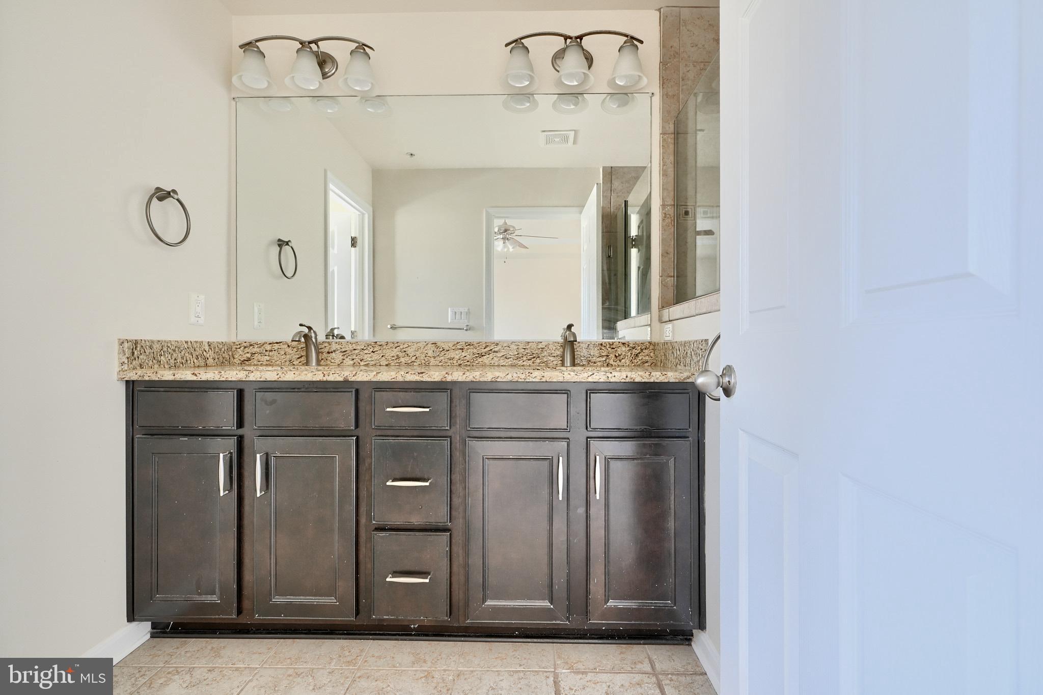 ESPLANADE AT RED RUN - Residential Lease