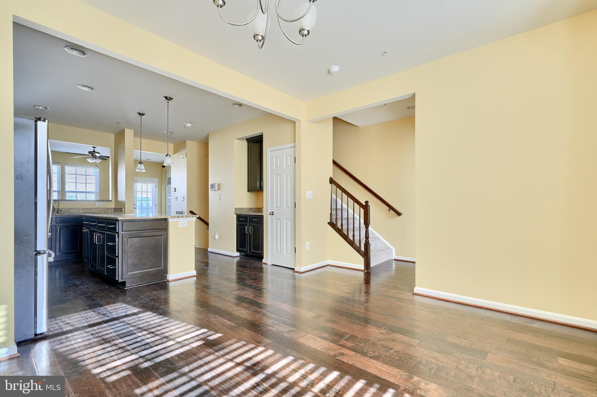 ESPLANADE AT RED RUN - Residential Lease